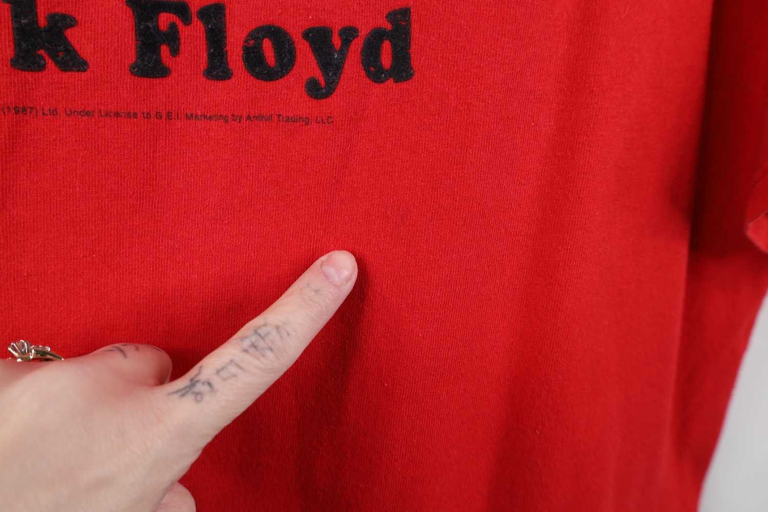 Vintage Vintage Y2K 2005 Dark Side of the Moon Pink Floyd T-Shirt Size US L / EU 52-54 / 3 - 5 Thumbnail
