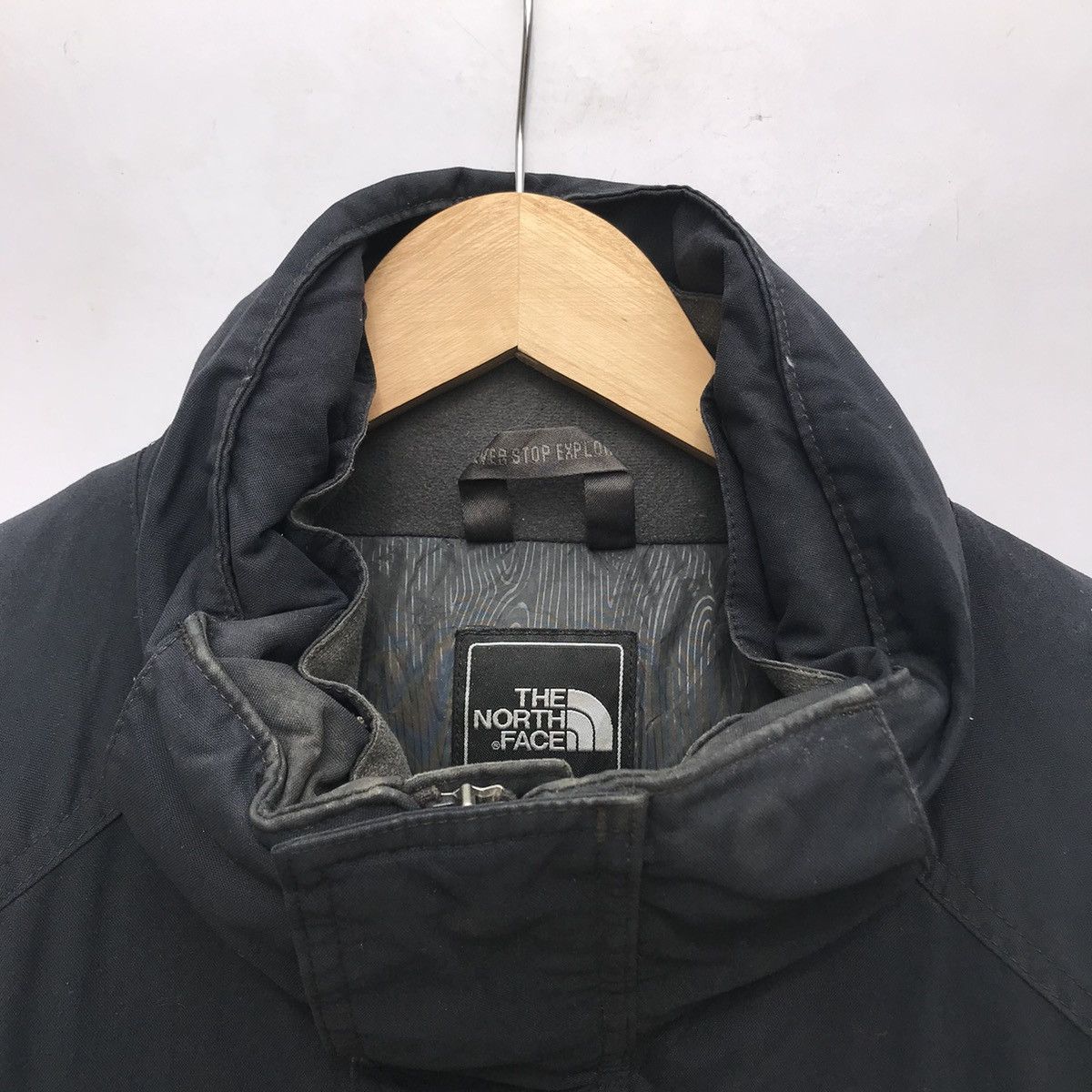 The North Face Vintage The North Face Hyvent Down Jacket Size US S / EU 44-46 / 1 - 19 Thumbnail