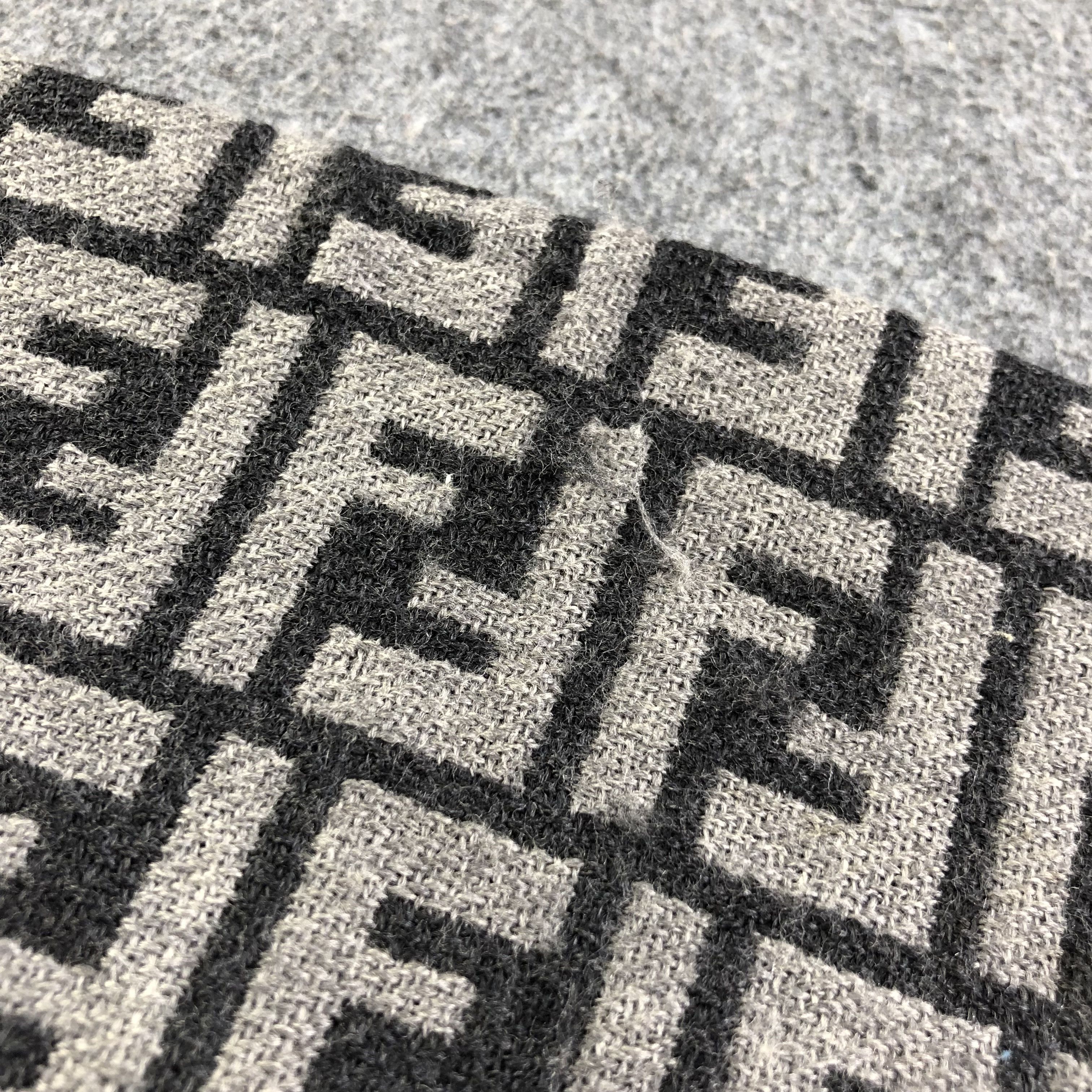 Fendi Fendi Monogram FF Full Print Black Wool Scarf Muffler V1283 Size ONE SIZE - 11 Thumbnail