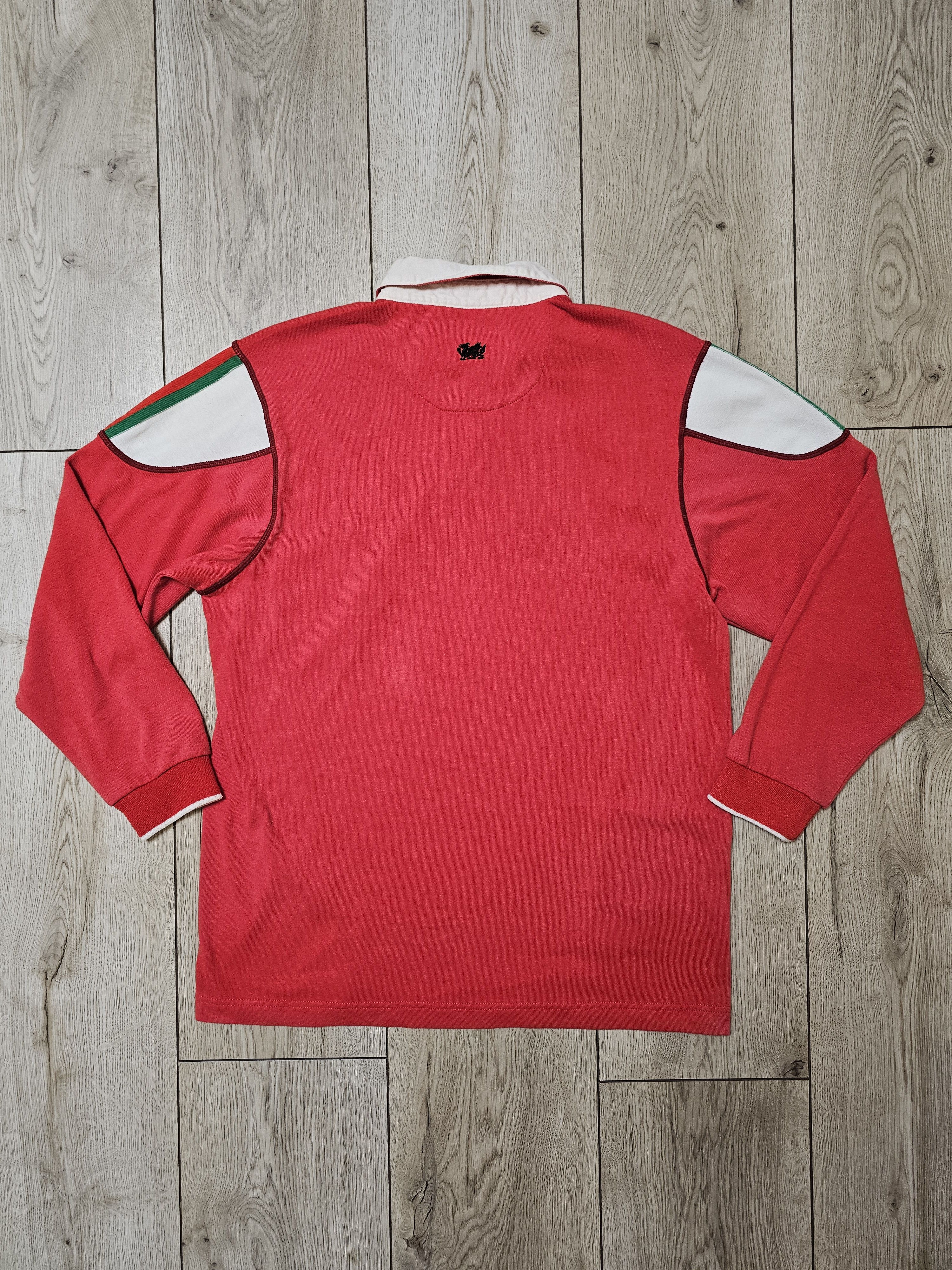 All Sport WALES RUGBY VINTAGE JERSEY LONG 2003 WRU RUGBY SHIR Size US S / EU 44-46 / 1 - 2 Thumbnail