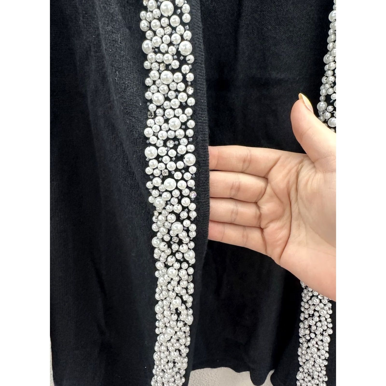 Bloomingdale's Bloomingdale's Womens Cardigan Size Medium Black Cashmere Embellished NWT Size M / US 6-8 / IT 42-44 - 3 Thumbnail