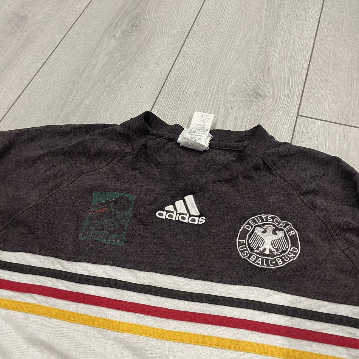 Adidas × Vintage Rare 90s GERMANY 🇩🇪 DFB adidas tee jersey shirt GERMANIA Size US L / EU 52-54 / 3 - 5 Thumbnail