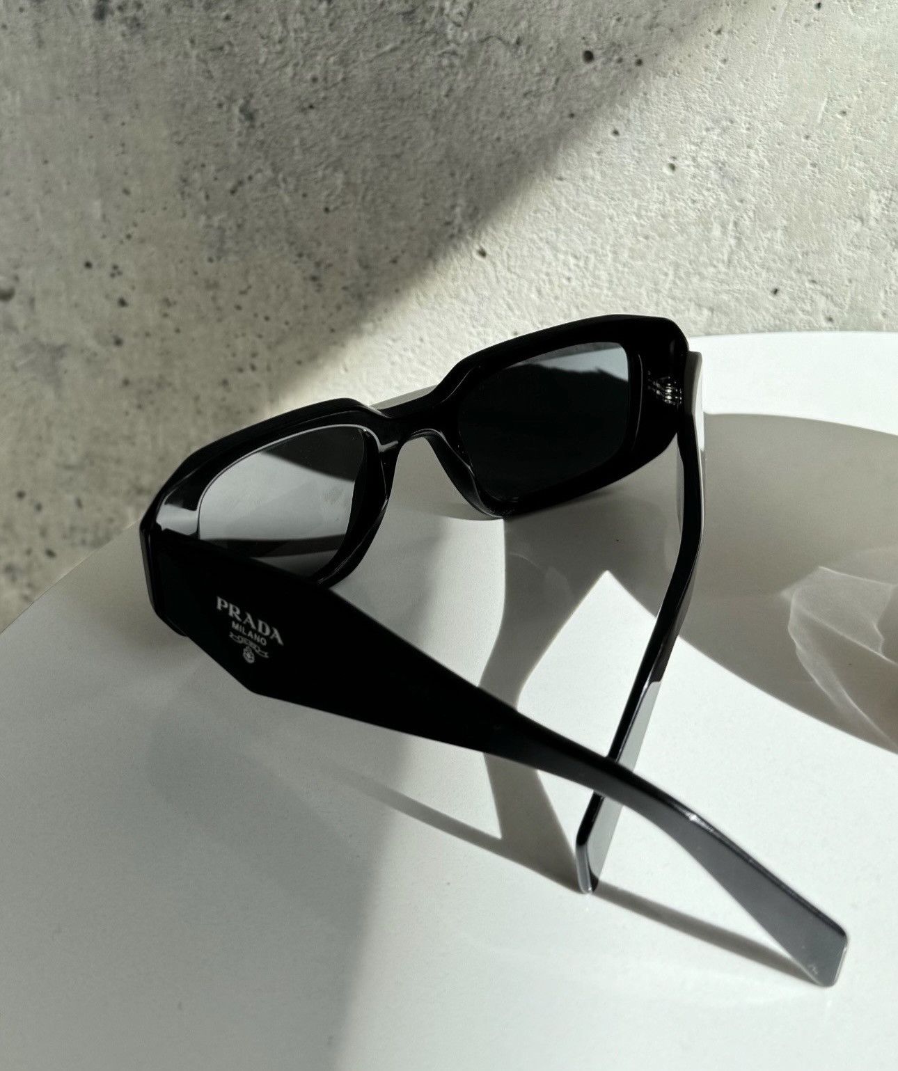 Pre-owned Prada X Vintage New Prada Symbole Sunglasses Pr 17w 1ab5s0 49 In Black