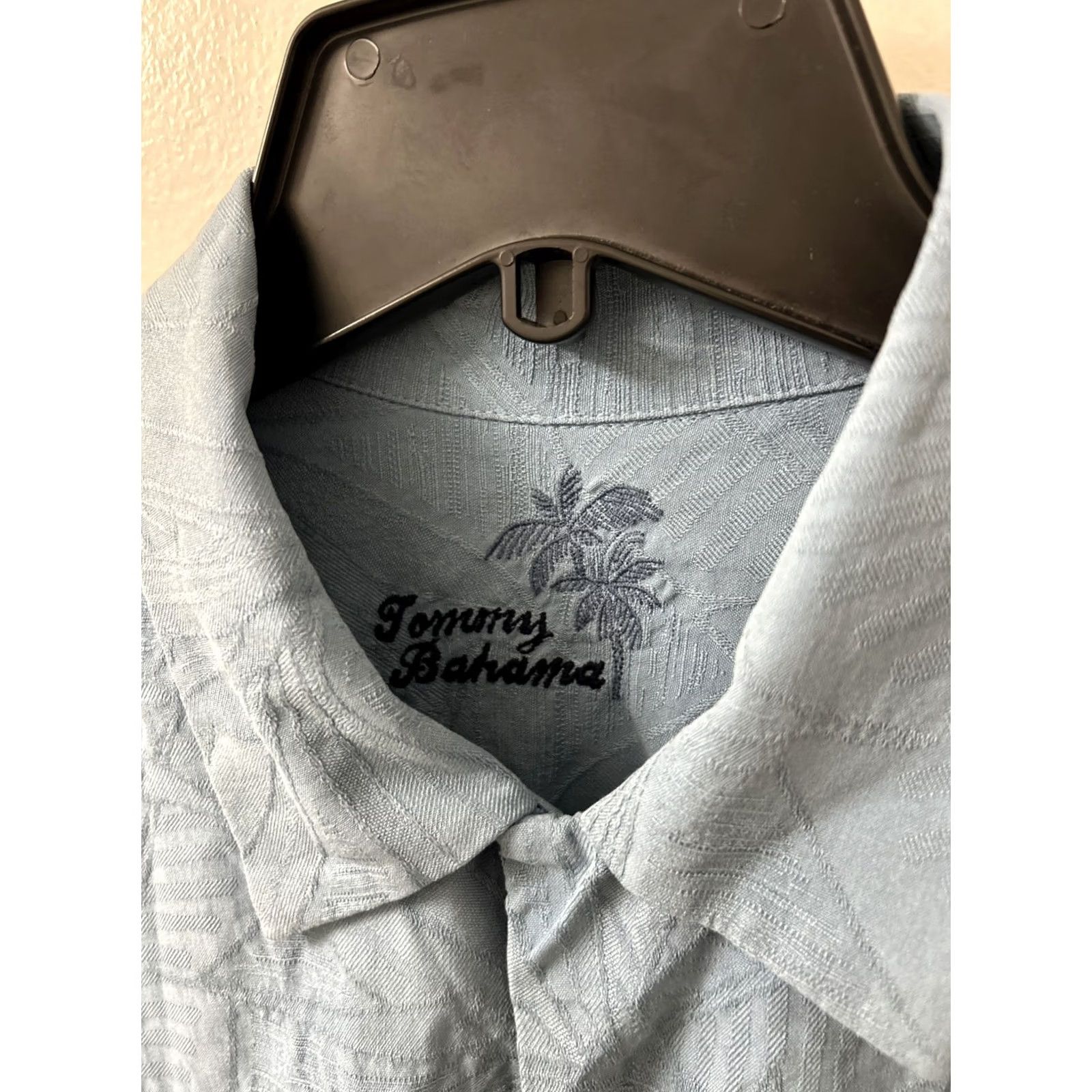 Tommy Bahama VINTAGE Tommy Bahama Shirt Mens Small Blue 100% Silk Short Sleeve Button-Down Pocket Tropical Garden Relaxed fit Mens Size US S / EU 44-46 / 1 - 6 Thumbnail