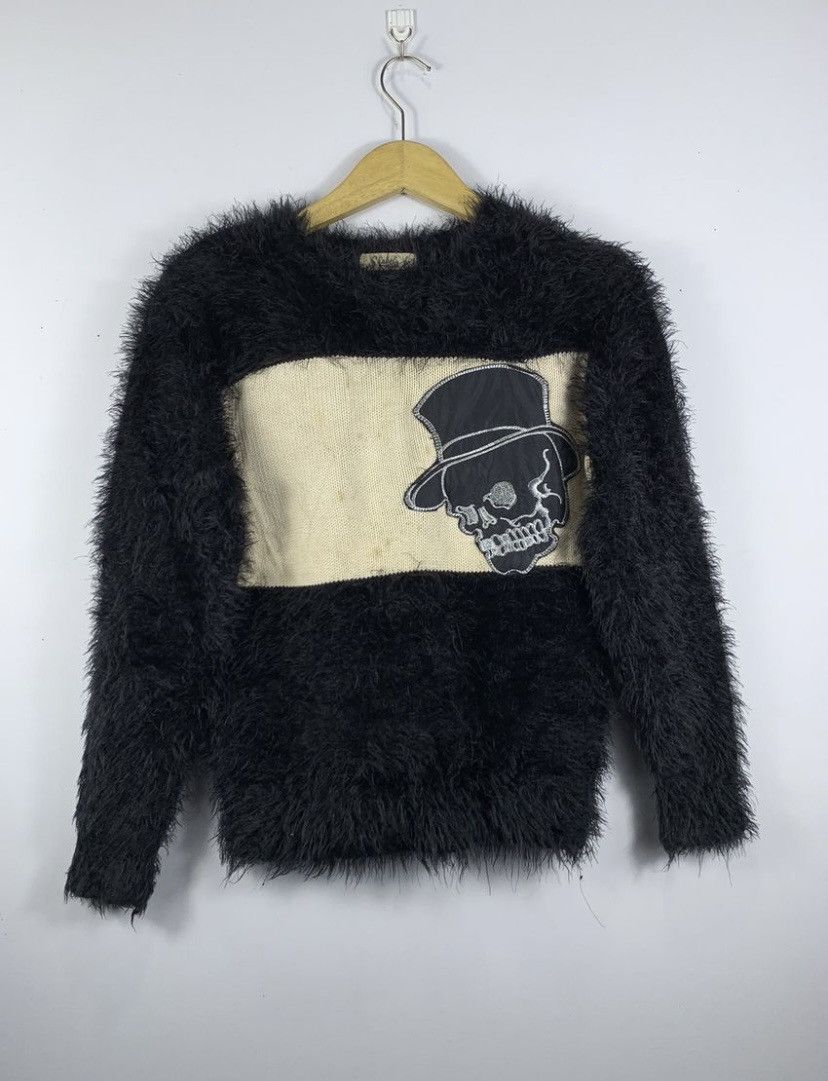 Beauty Beast Japanese Shabei Crazy Fuzzy Mohair Skull Ifsix lgb style Size US M / EU 48-50 / 2 - 2 Thumbnail