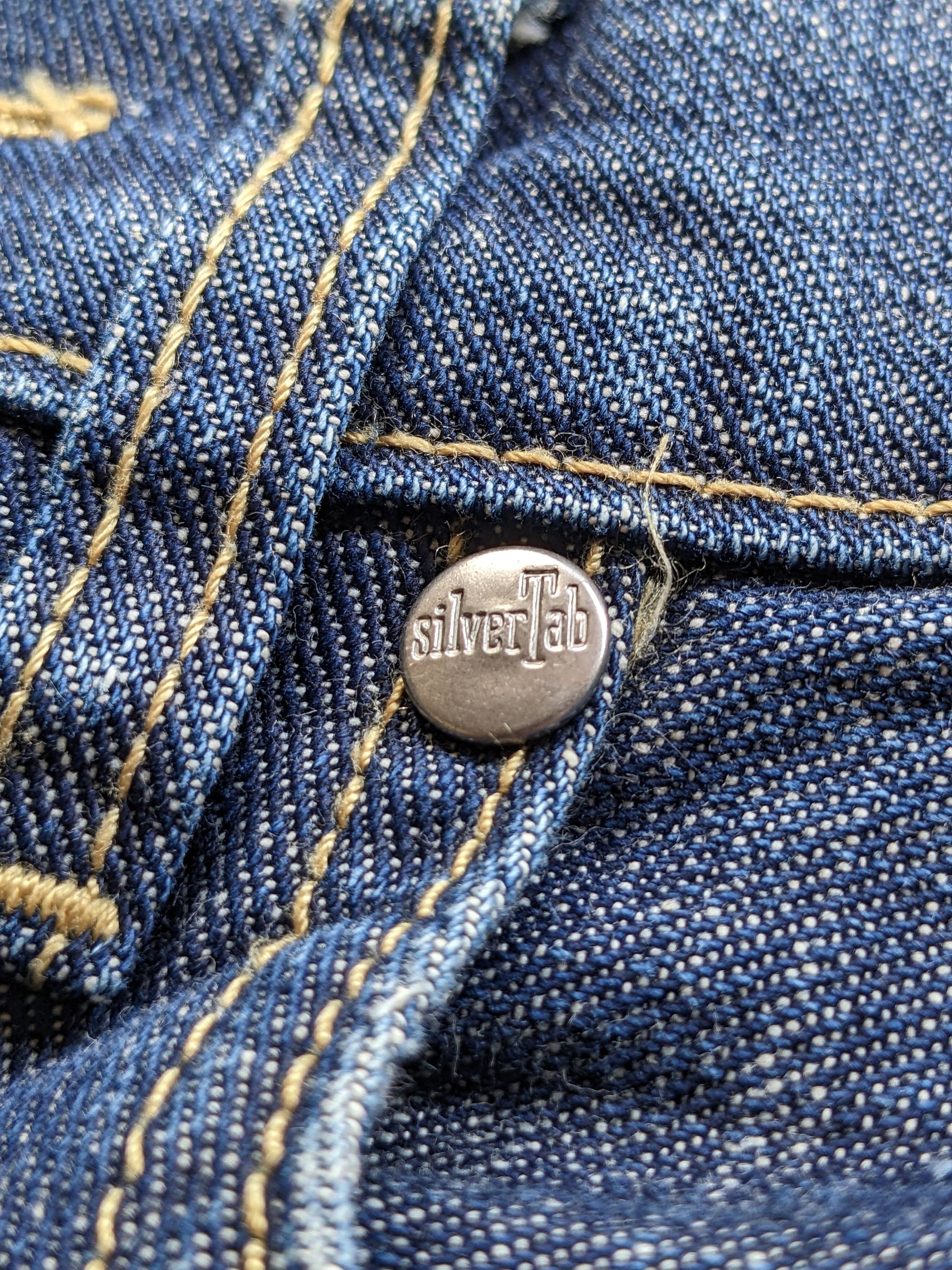 If Six Was Nine × Levi's × Vintage Vintage Levi's Silvertab flare jeans Size 27" / US 4 / IT 40 - 7 Thumbnail