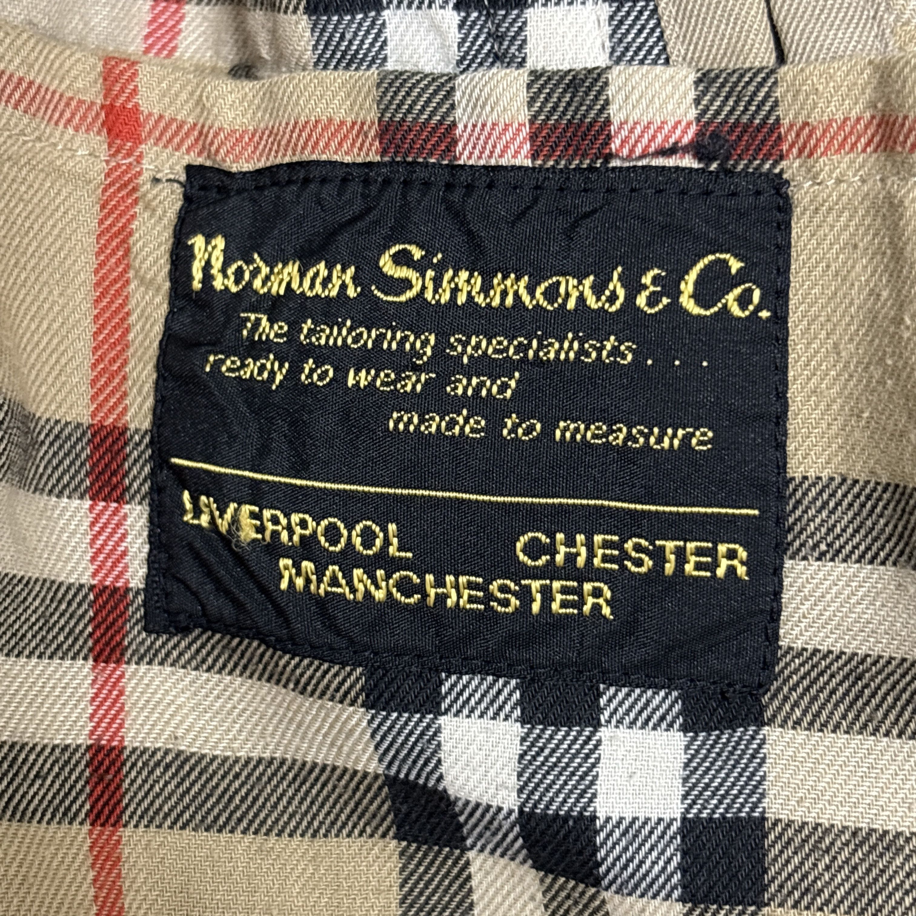 Burberry Vintage Burberry Trench Coat 80s Made In England Nova Check Size US L / EU 52-54 / 3 - 16 Thumbnail