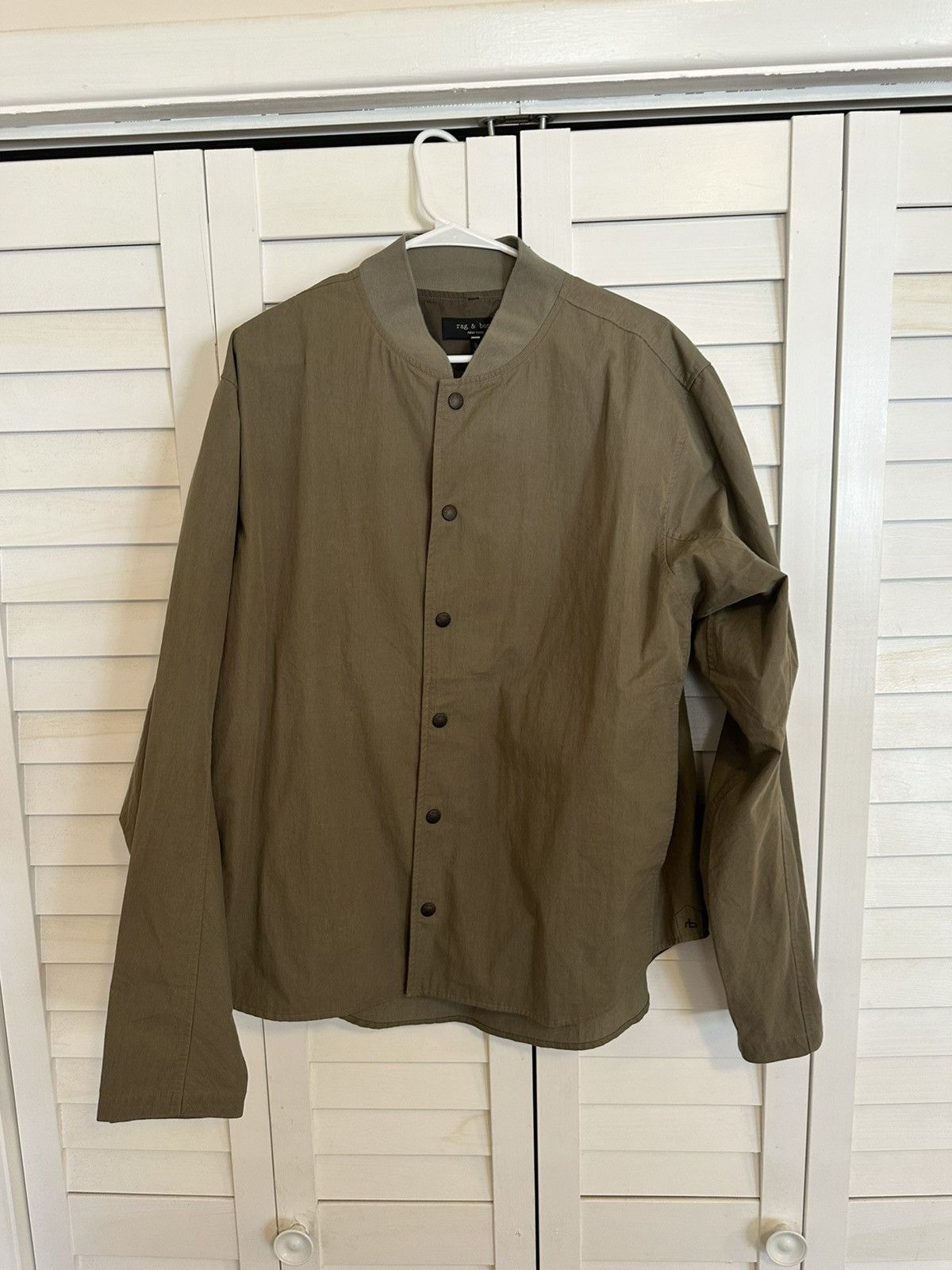 Image of Rag Bone Paperweight Bomber Shirt in Green, Men's (Size XL)