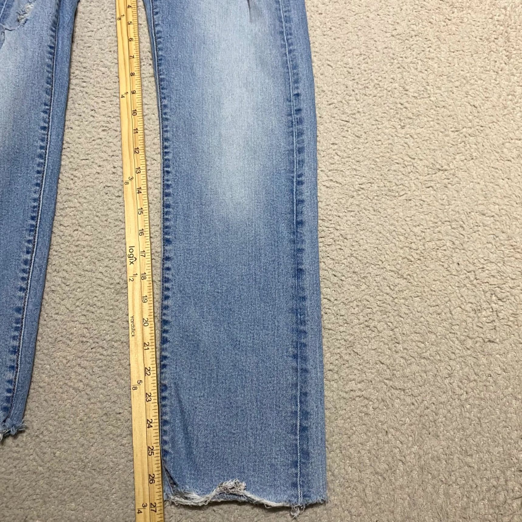 Levi's VINTAGE Levi's Womens 25 Jeans Blue Denim Medium Wash Wedgie Straight Raw Hem Distressed Size 42" / US 20 - 6 Thumbnail