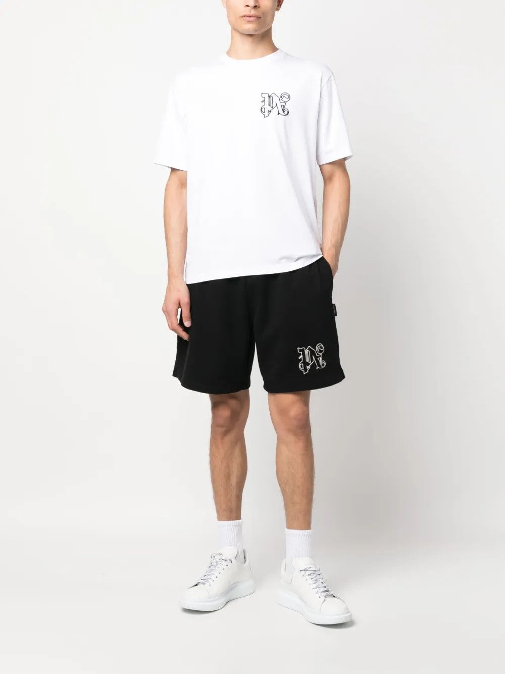 Palm Angels o1y0325 Logo Short in Black Size US 28 / EU 44 - 5 Thumbnail