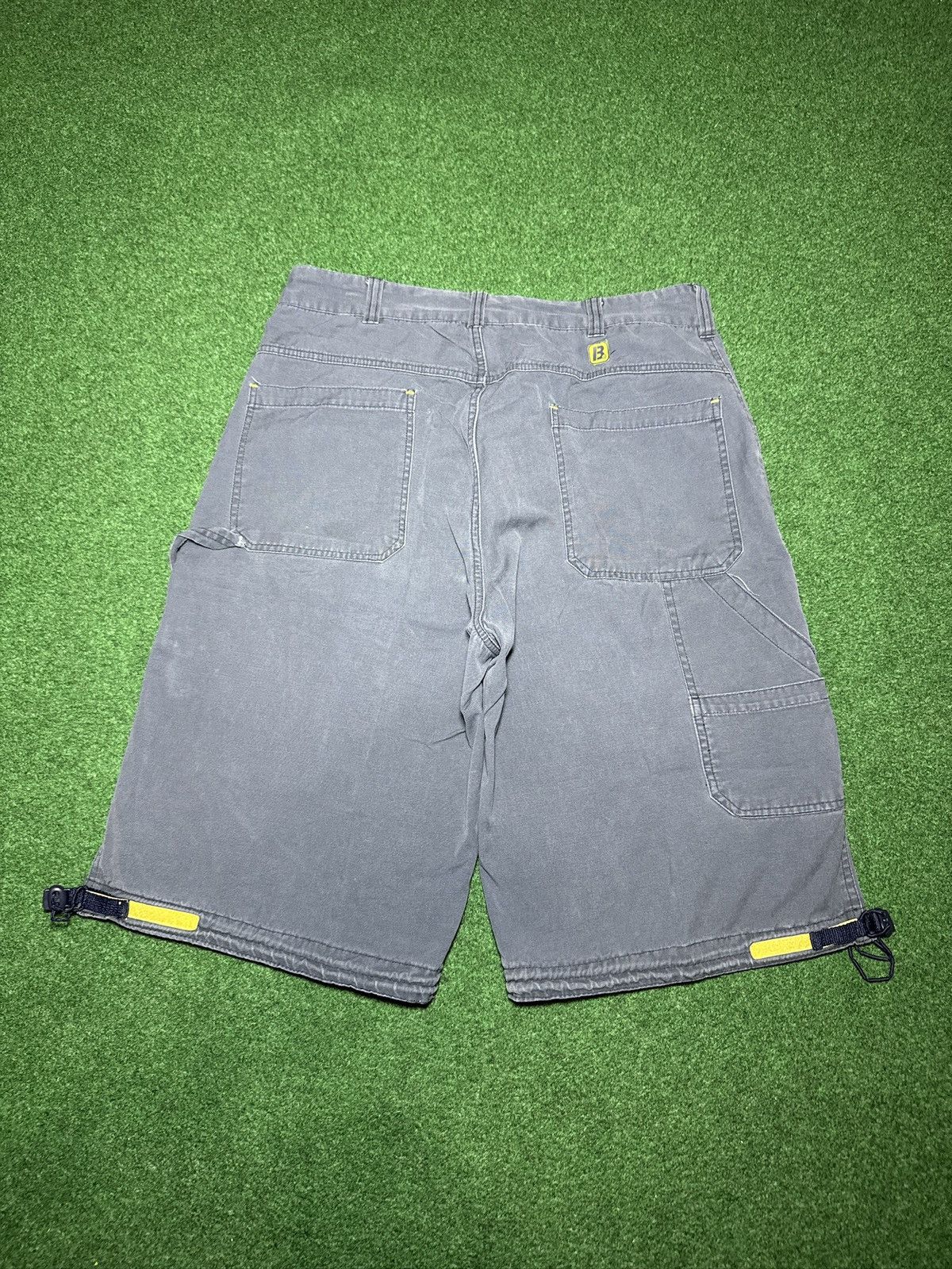 Bugle Boy Bugle Boy Super Baggy Cargo Carpenter 90s Shorts 34 14” Size US 34 / EU 50 - 1 Thumbnail
