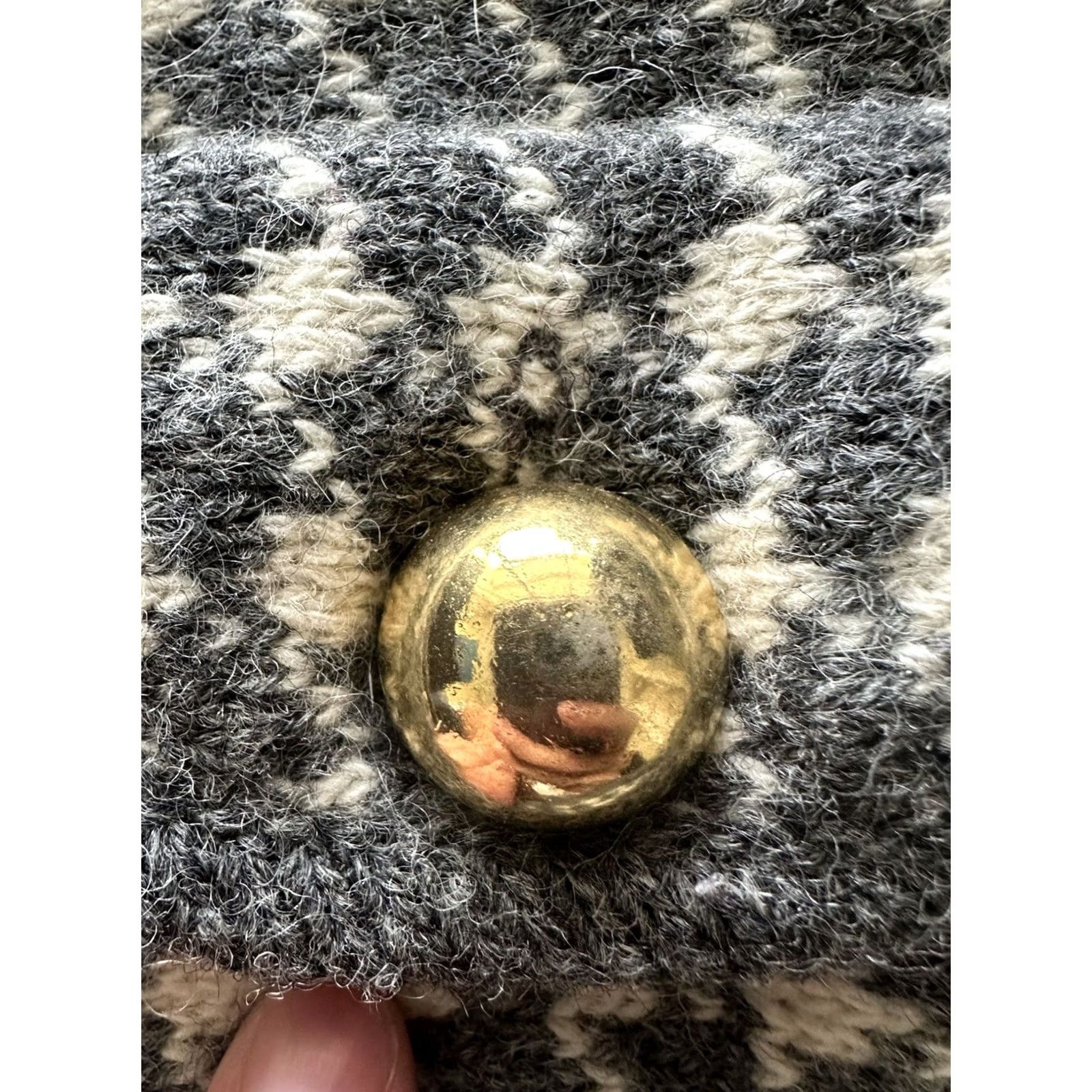 Bergdorf Goodman VINTAGE Bergdorf Goodman x Plaza Of New York Cardigan S Gray Wool Rabbit Hair Geometric Fair Isle Button Long Sleeve V-Neck Classic Men’s Sweater Rare Size US S / EU 44-46 / 1 - 2 Thumbnail