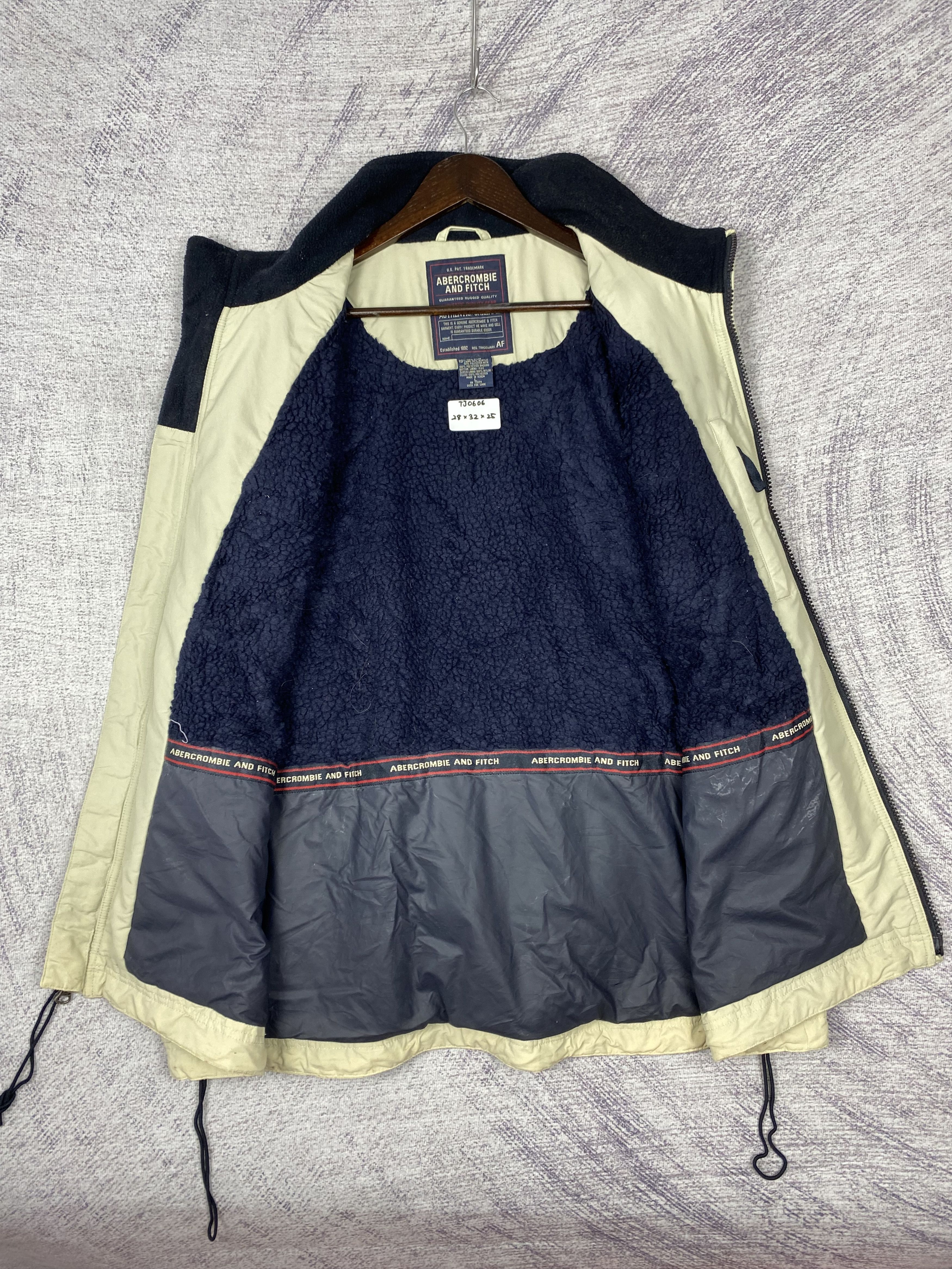 Abercrombie & Fitch Vintage Abercrombie & Fitch Zip Up Gorpcore Jacket Size US L / EU 52-54 / 3 - 7 Thumbnail