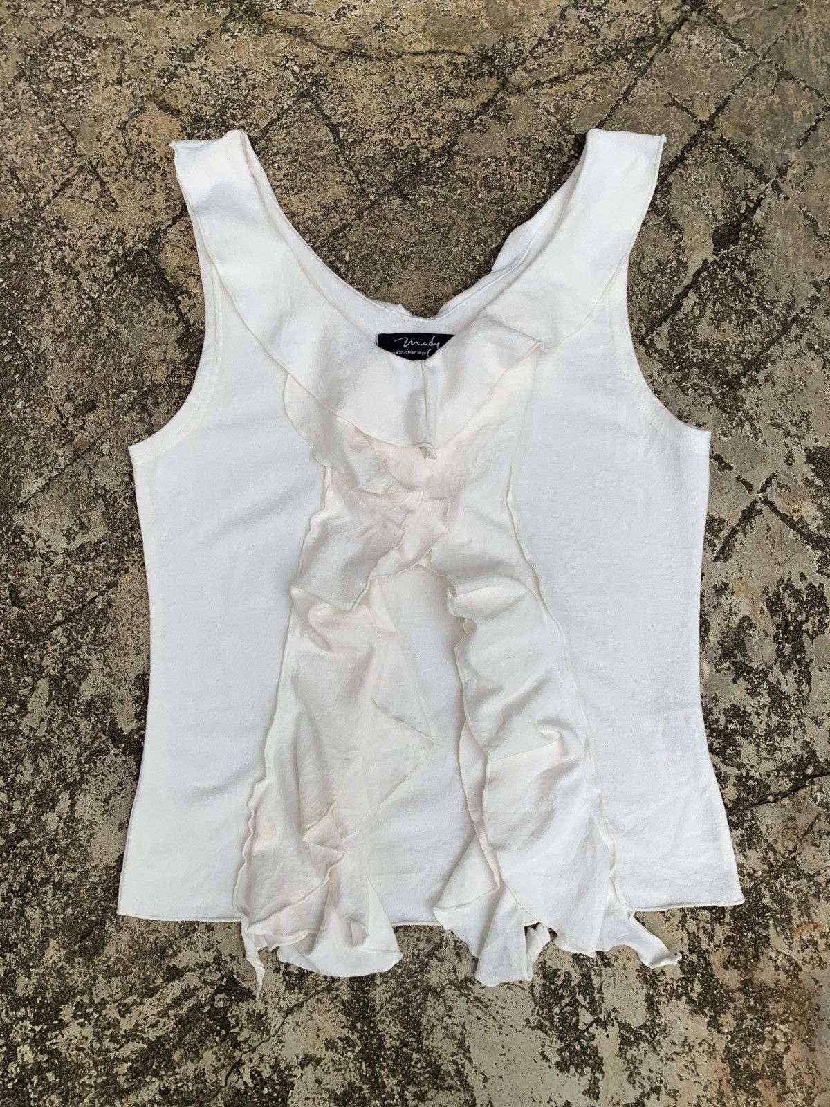 Japanese Brand 2000s Mady Japan White Ruffle Sleeveless Top Size L / US 10 / IT 46 - 1 Thumbnail