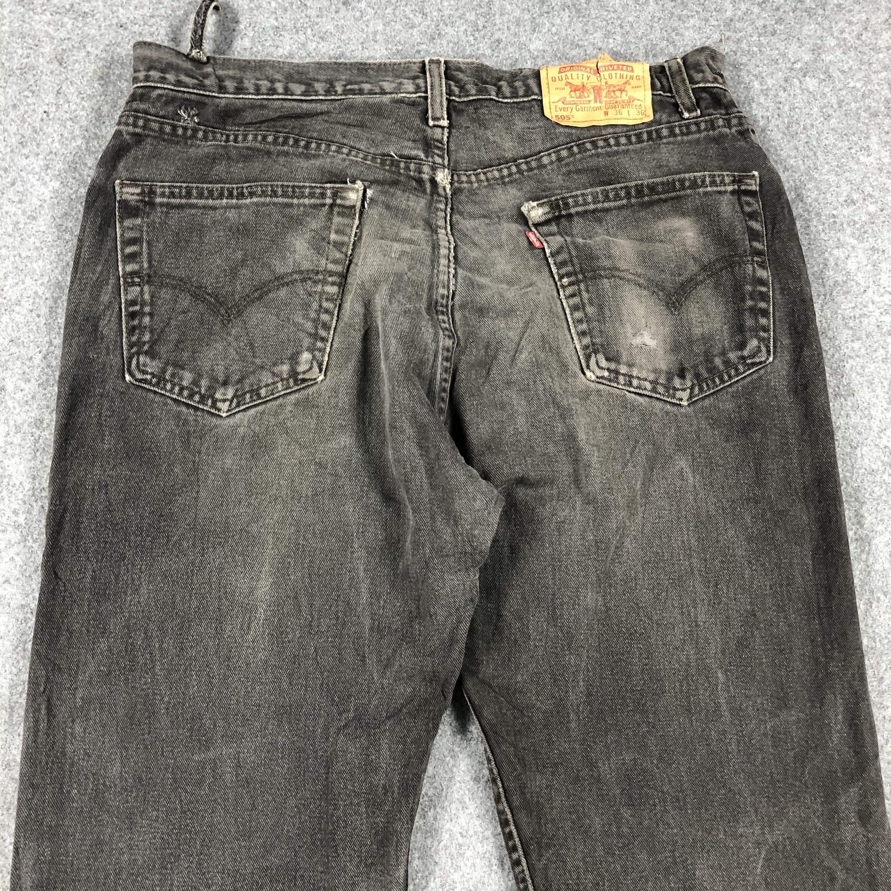 Levi's 90s Vintage Levis 505 Faded Black Jeans -JM672 Size US 35 - 8 Thumbnail