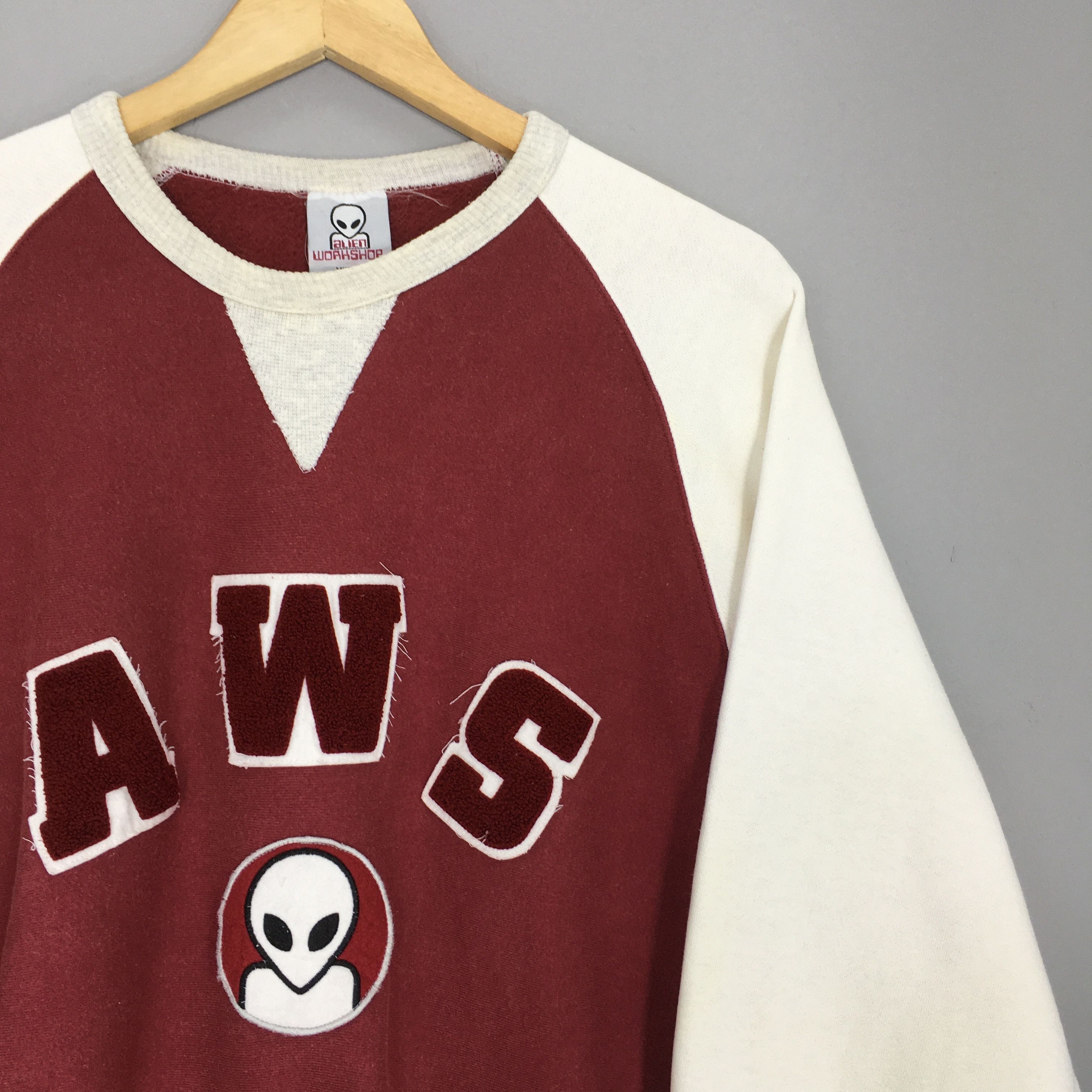 Alien Workshop × Vintage Vintage Alien Workshop Raglan Sweatshirt Medium Size US M / EU 48-50 / 2 - 2 Thumbnail