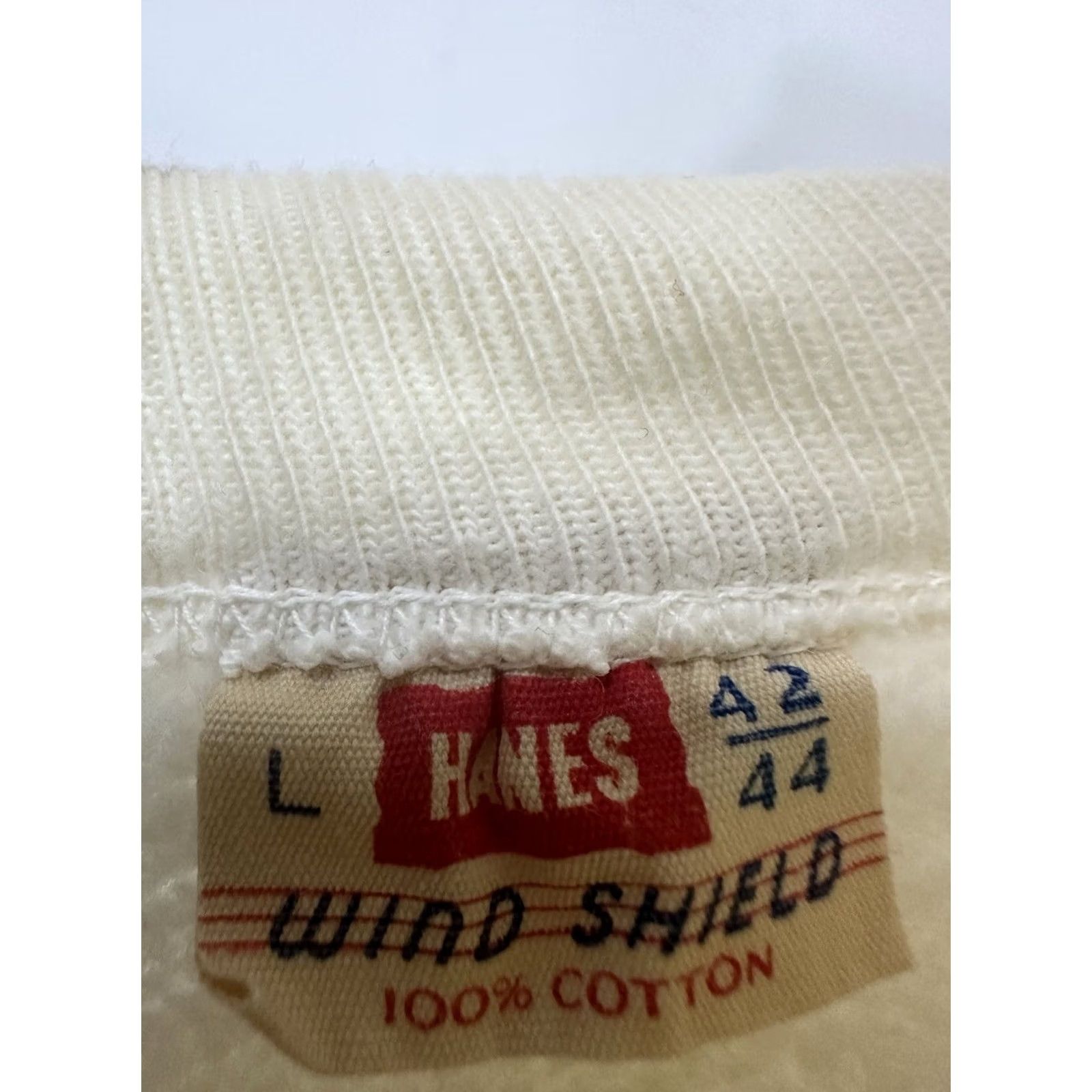 Hanes VTG Hanes Wind Shield Raglan Sweatshirt Crewneck Thick Cream L Mens 50s 42-44 Size L Size US L / EU 52-54 / 3 - 3 Thumbnail