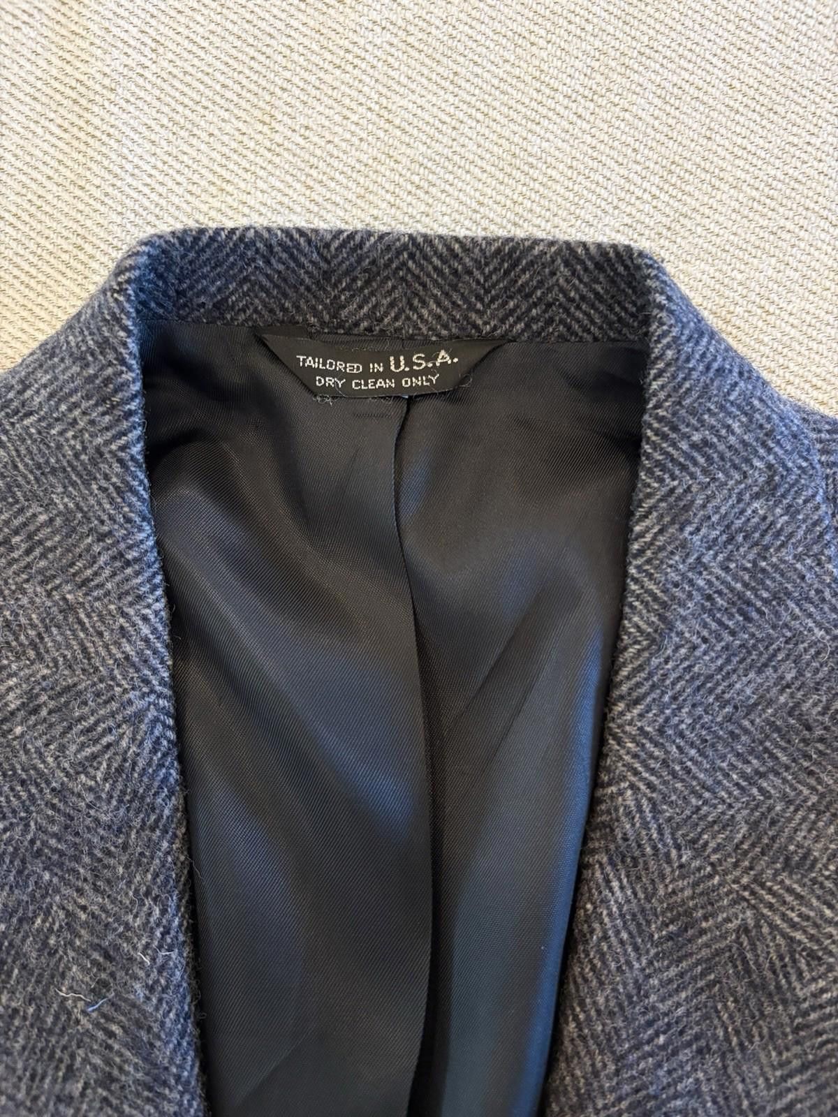 Botany 500 VTG Botany 500 Blue Herringbone 100% Lambswool Blazer 41R Size 42R - 3 Thumbnail