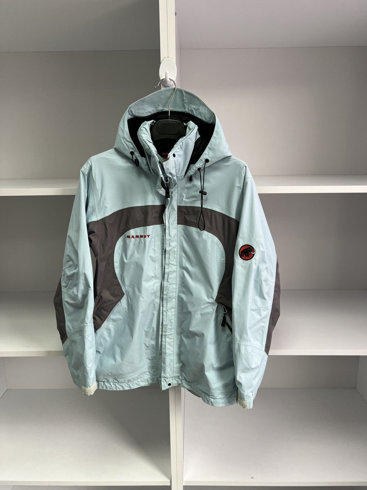 Mammut × Vintage Vintage MAMMUT GORE-TEX Light Blue Hooded women’s Jacket Size S / US 4 / IT 40 - 2 Thumbnail
