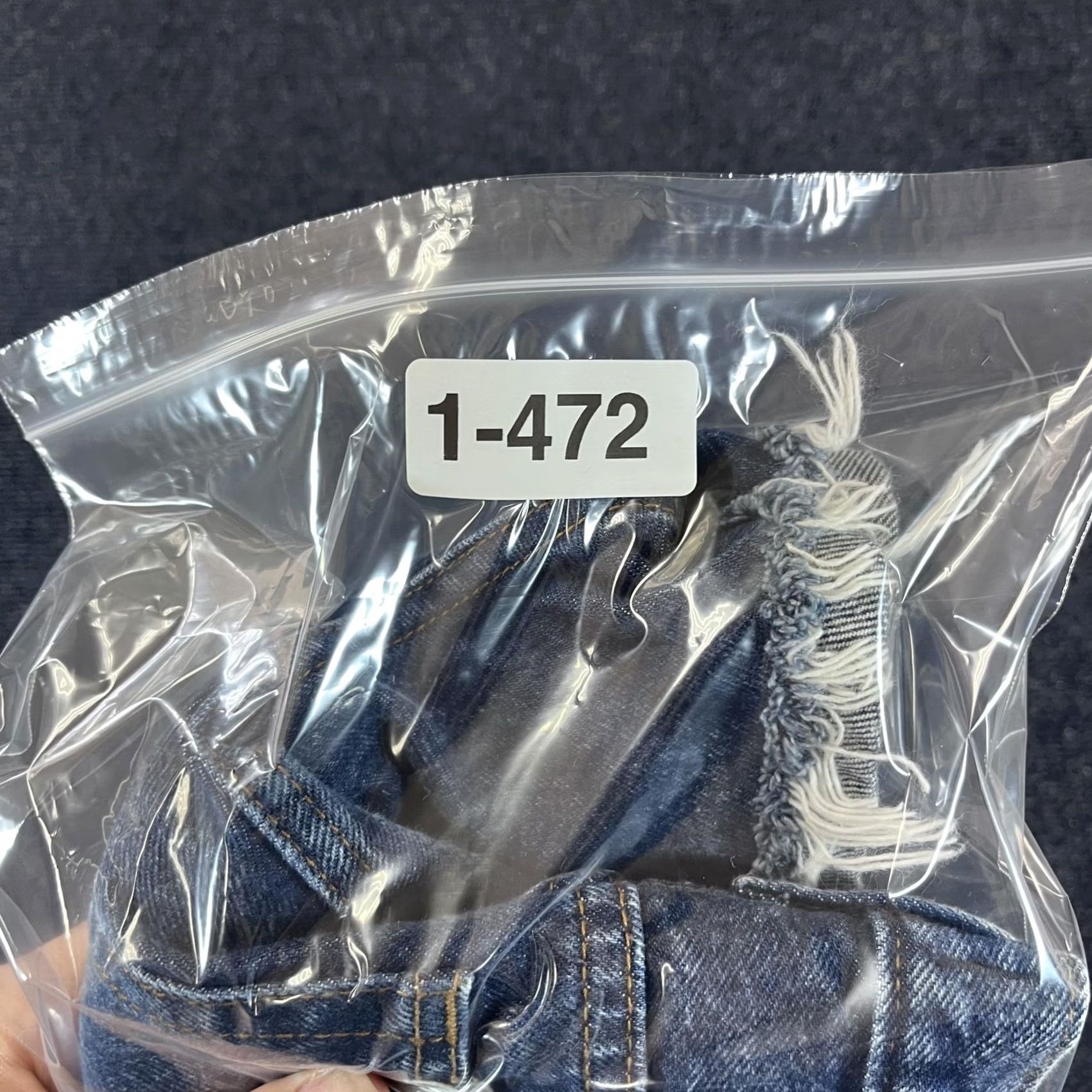 Abercrombie & Fitch Abercrombie & Fitch Shorts Womens 4 Blue Annie High Rise Distressed Denim Jean Shorts Jeans Distressed Charcoal? Size 27" / US 4 / IT 40 - 6 Thumbnail