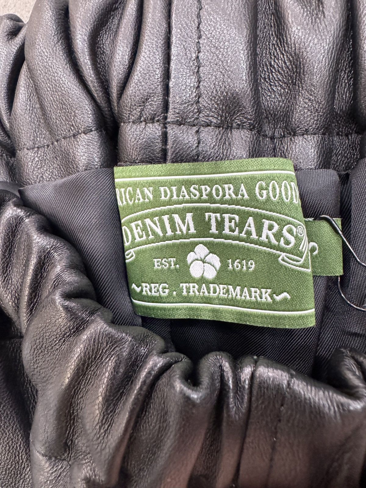 DENIM TEARS Denim Tears Black Floral Leather Jacket and Pants Size US S / EU 44-46 / 1 - 12 Thumbnail