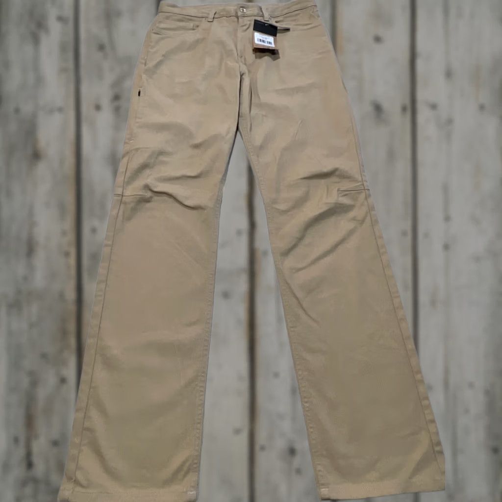 The North Face The North Face Field Pant Men 32 Long Khaki Stone 5 Pocket Outdoor Hike NWT Size US 32 / EU 48 - 1 Thumbnail