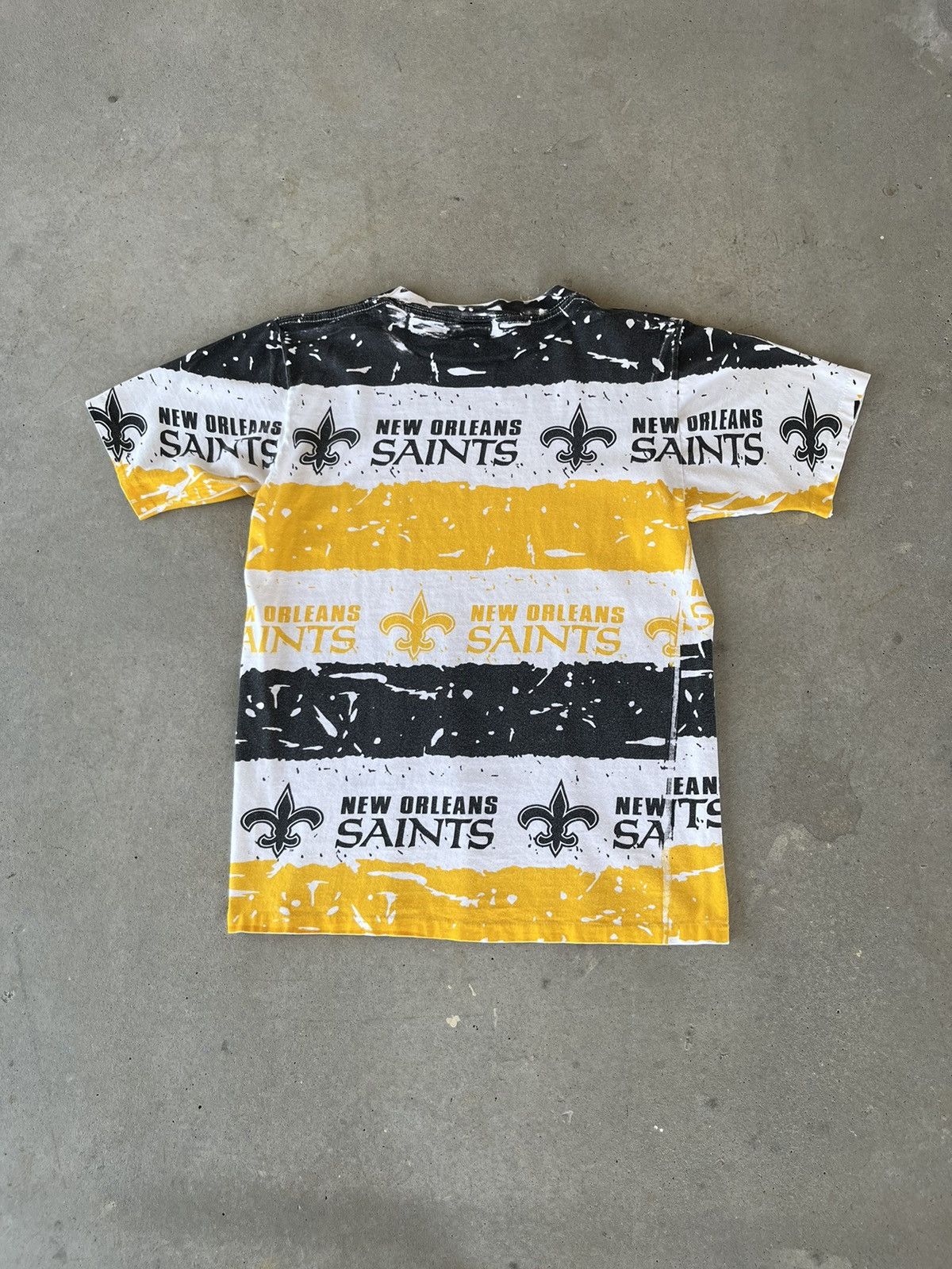 NFL Vintage 90’s New Orleans Saints NFL AOP T-Shirt Size US S / EU 44-46 / 1 - 2 Thumbnail
