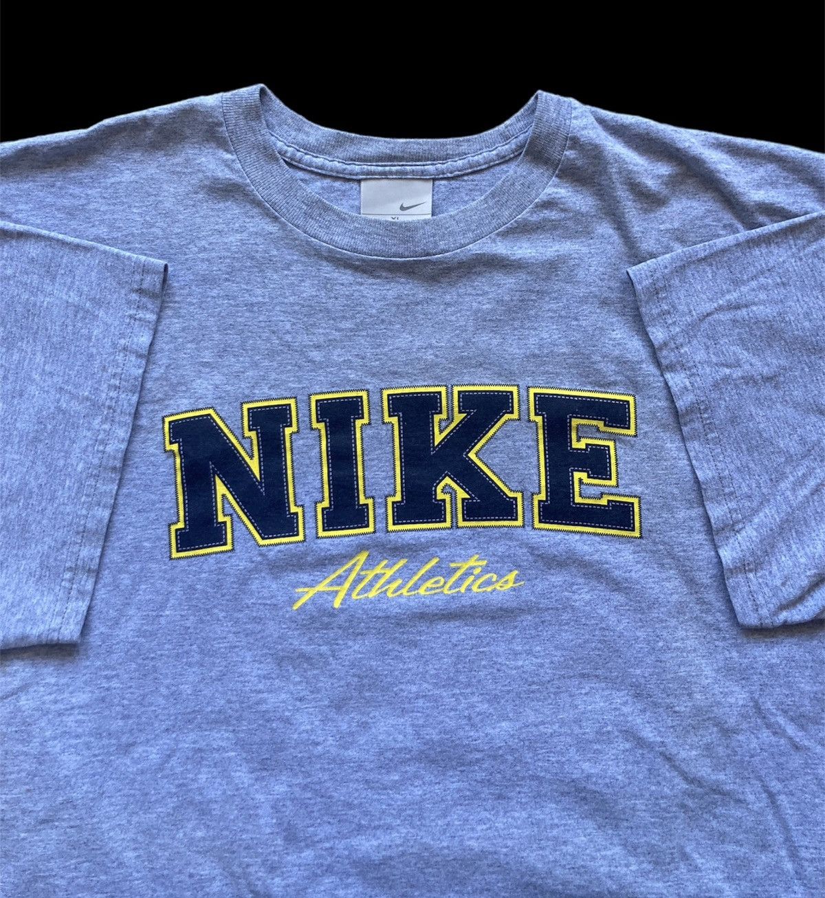 Nike Vintage Y2K Nike Athletics Spell Out Tee VTG Shirt XL 2000s Size US XL / EU 56 / 4 - 4 Thumbnail