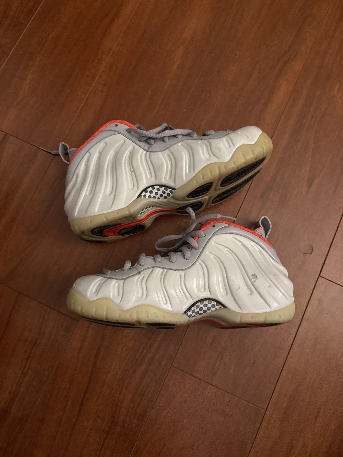 Nike Nike Foamposites Size US 8.5 / EU 41-42 - 2 Thumbnail