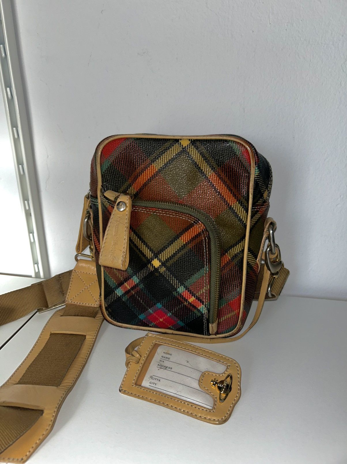 Vivienne Westwood VINTAGE Vivienne Westwood Derby Crossbody Bag & ID Tag Size ONE SIZE - 6 Thumbnail