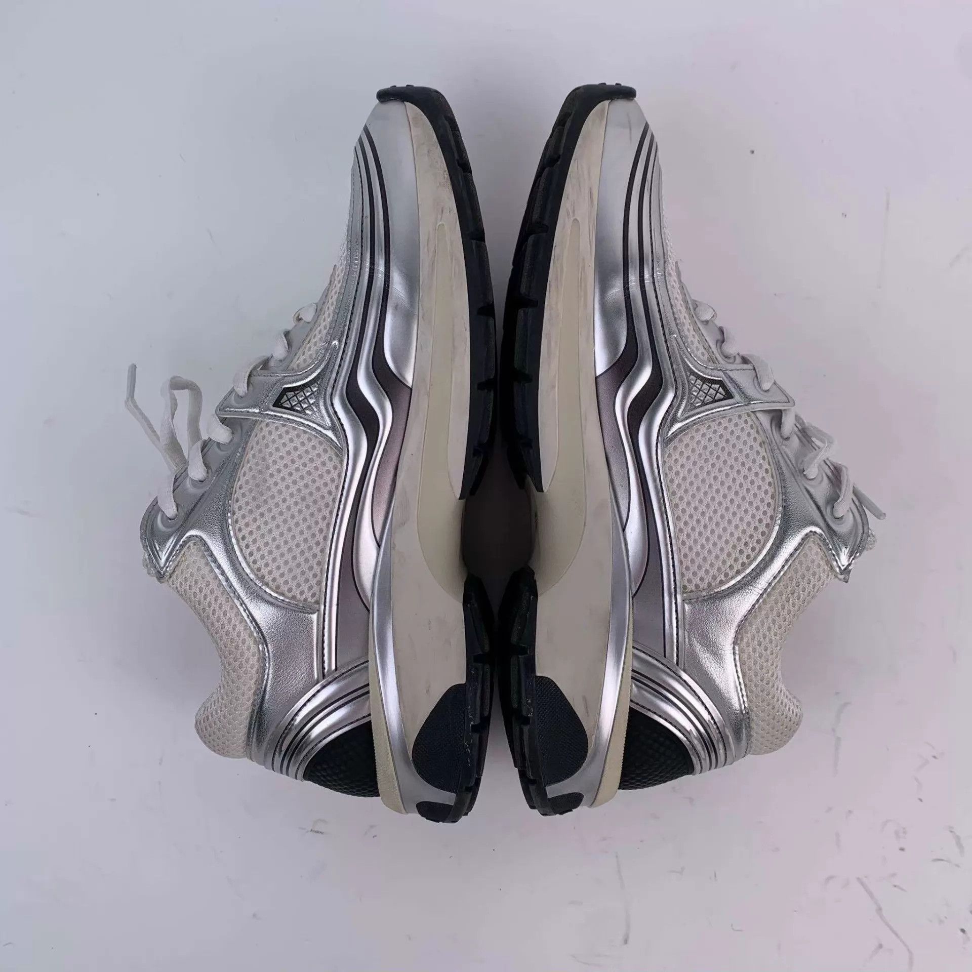 Chanel CHANEL Silver Horn King sneakers 38 260423ZXYMM01 Size US 7.5 / IT 37.5 - 2 Thumbnail
