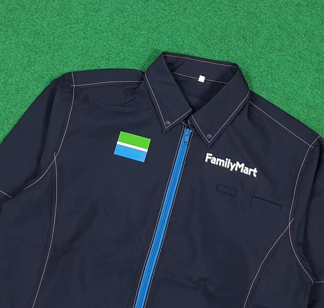 Japanese Brand Vintage Family Mart Japan Staff Uniform Work Jacket C299N68 Size US S / EU 44-46 / 1 - 2 Thumbnail