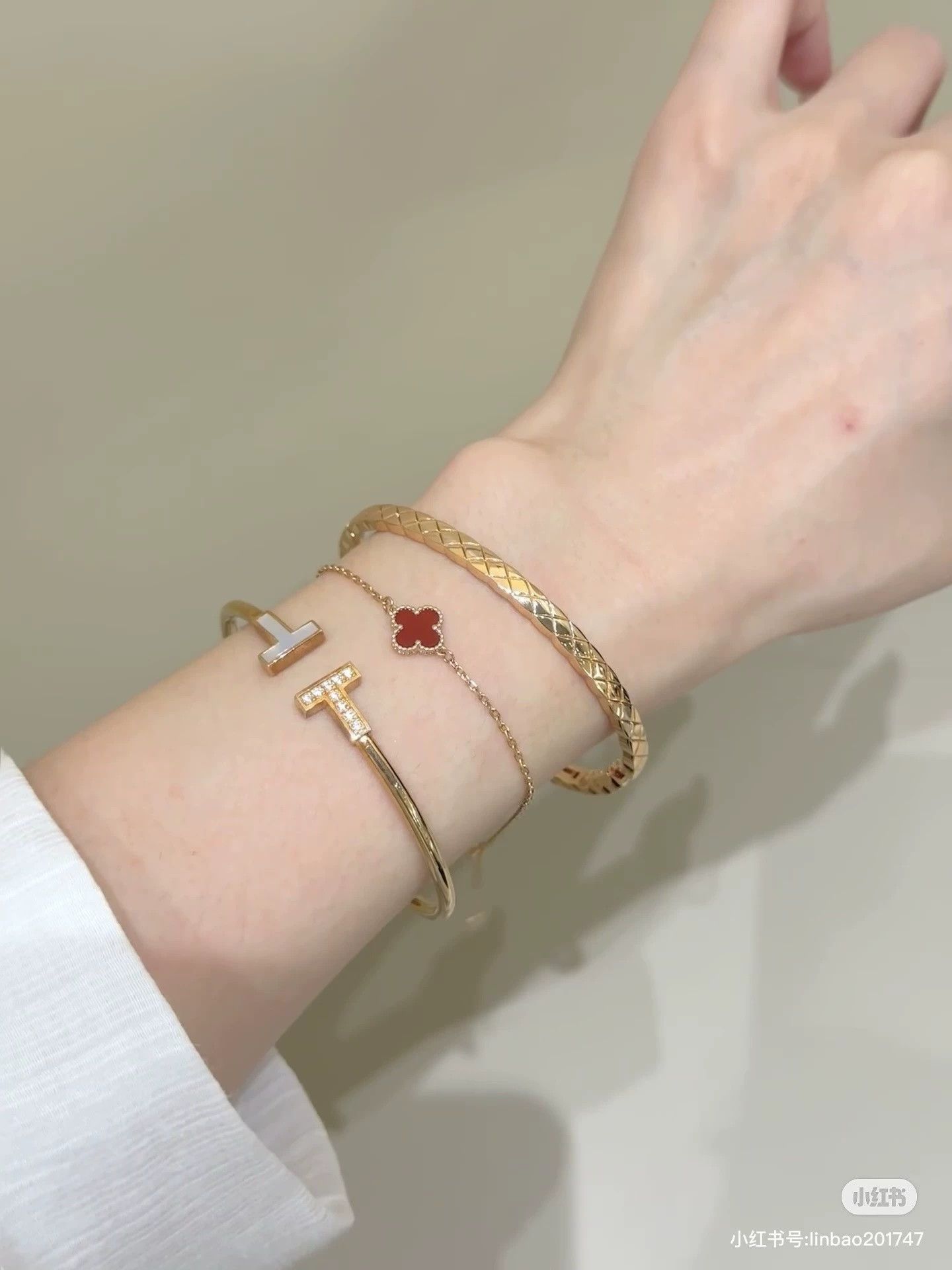 Van Cleef & Arpels VCA Ruby Single Flower Bracelet 2023 w/ Box Size ONE SIZE - 7 Thumbnail