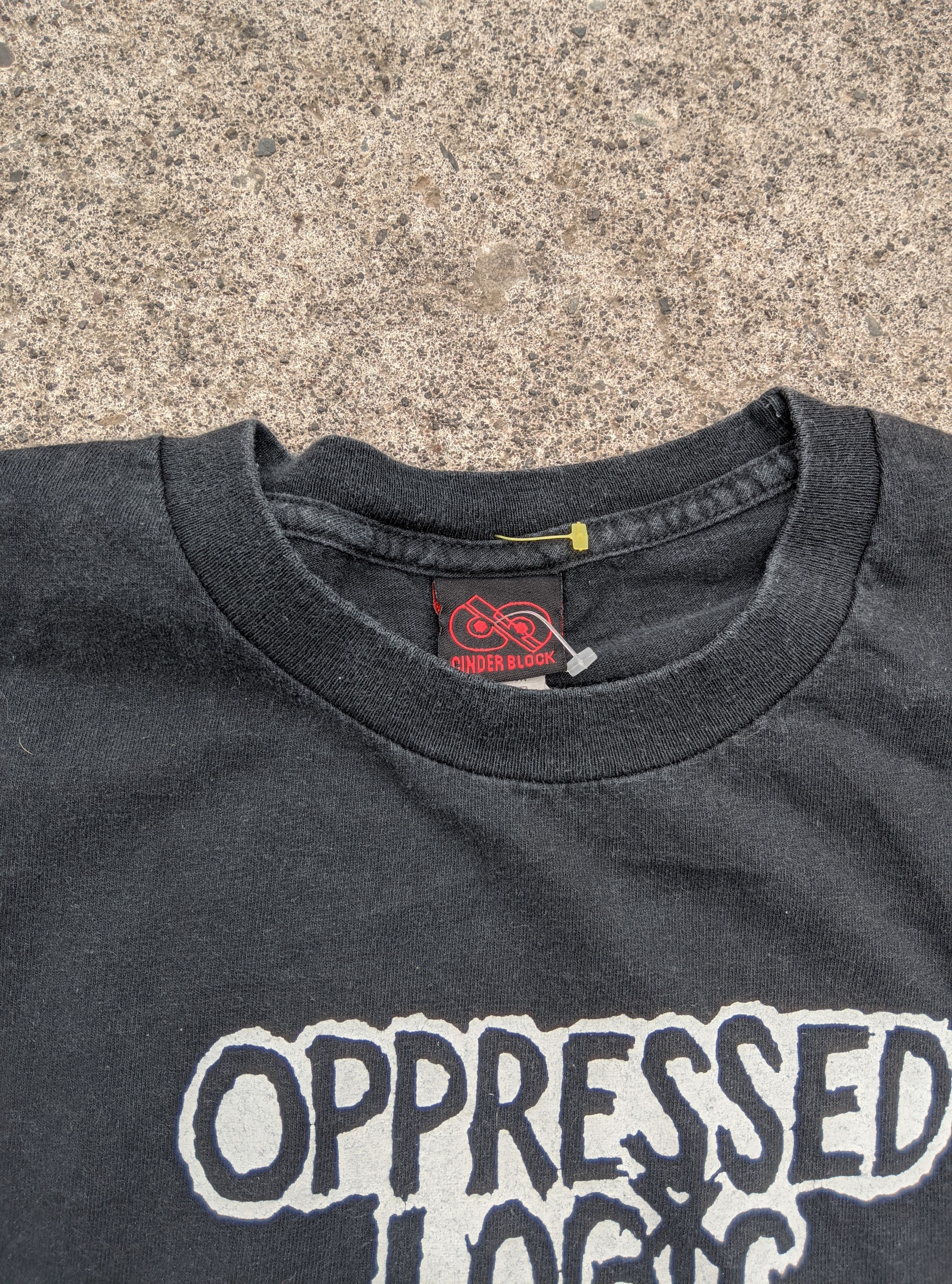 Band Tees × Vintage Vintage 2004 opressed lógic fang punk rock tour Size US L / EU 52-54 / 3 - 5 Thumbnail