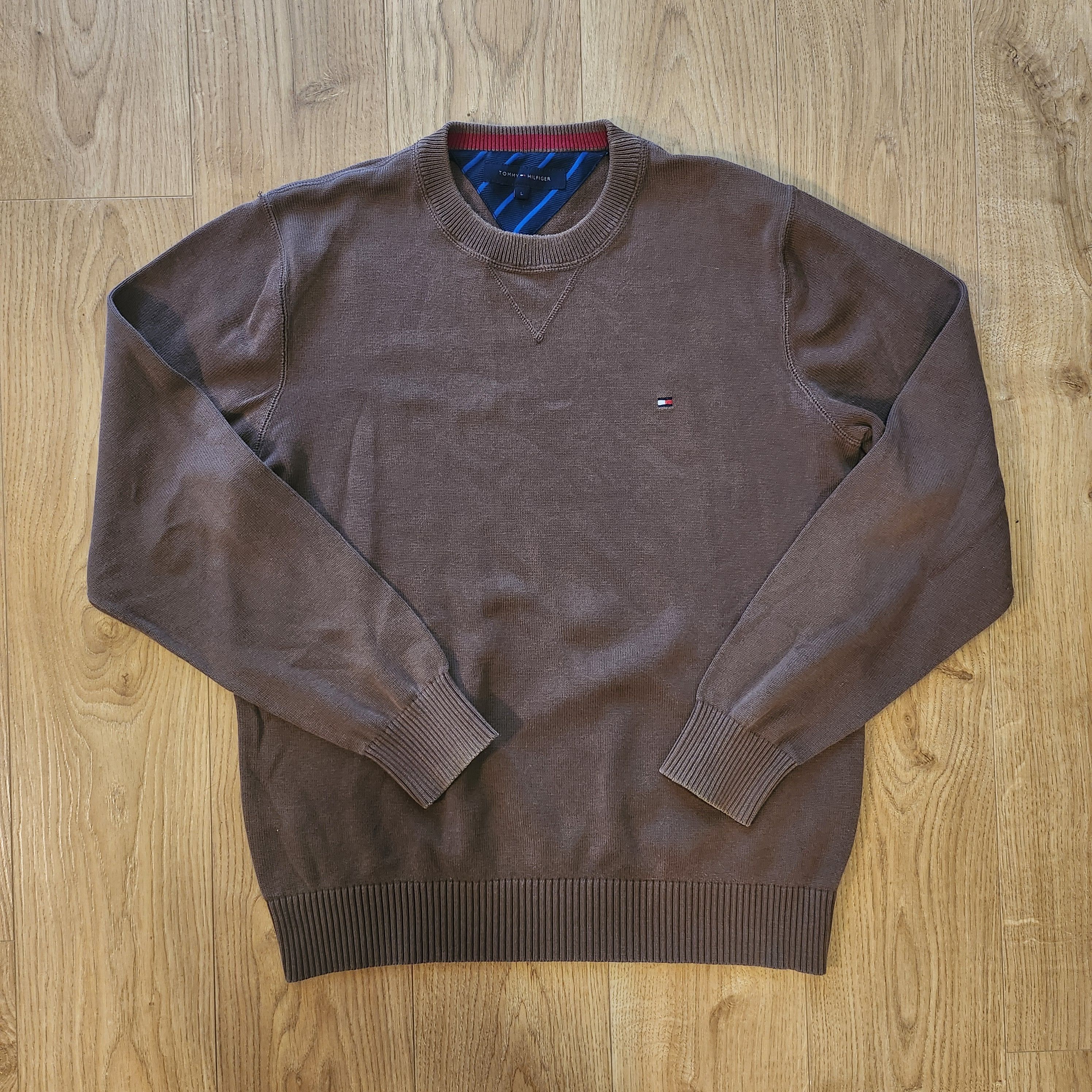 Tommy Hilfiger × Vintage Tommy Hilfiger Embroidery sweater Size US L / EU 52-54 / 3 - 1 Thumbnail