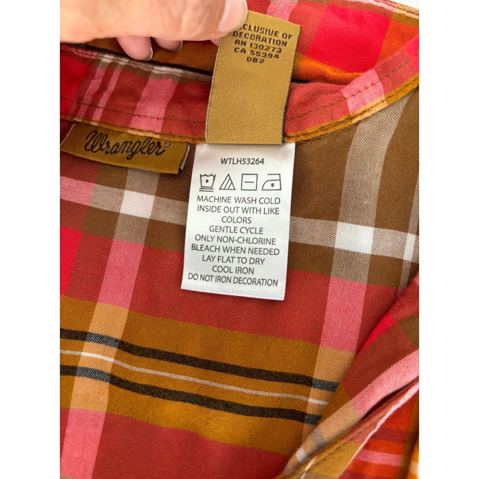 Wrangler Wrangler Womens Orange Plaid Button Down Shirt Size Large Size L / US 10 / IT 46 - 8 Thumbnail