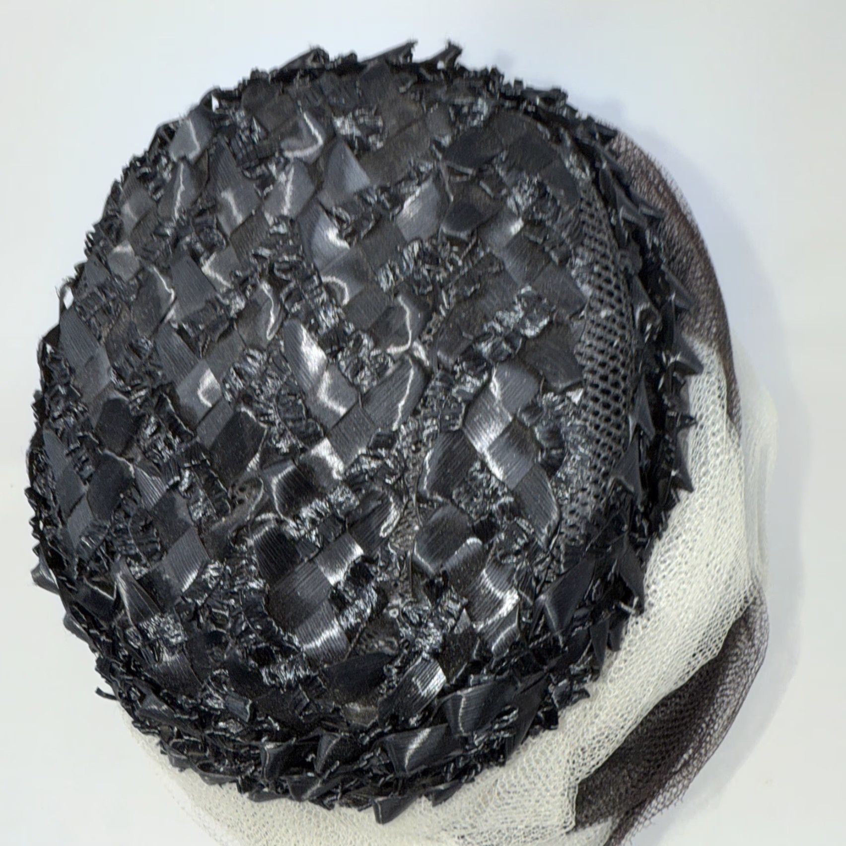 Vintage VINTAGE Flapper Hat Women’s Ribbon Netting Lace Metal Rim Black White Hat Size ONE SIZE - 5 Thumbnail