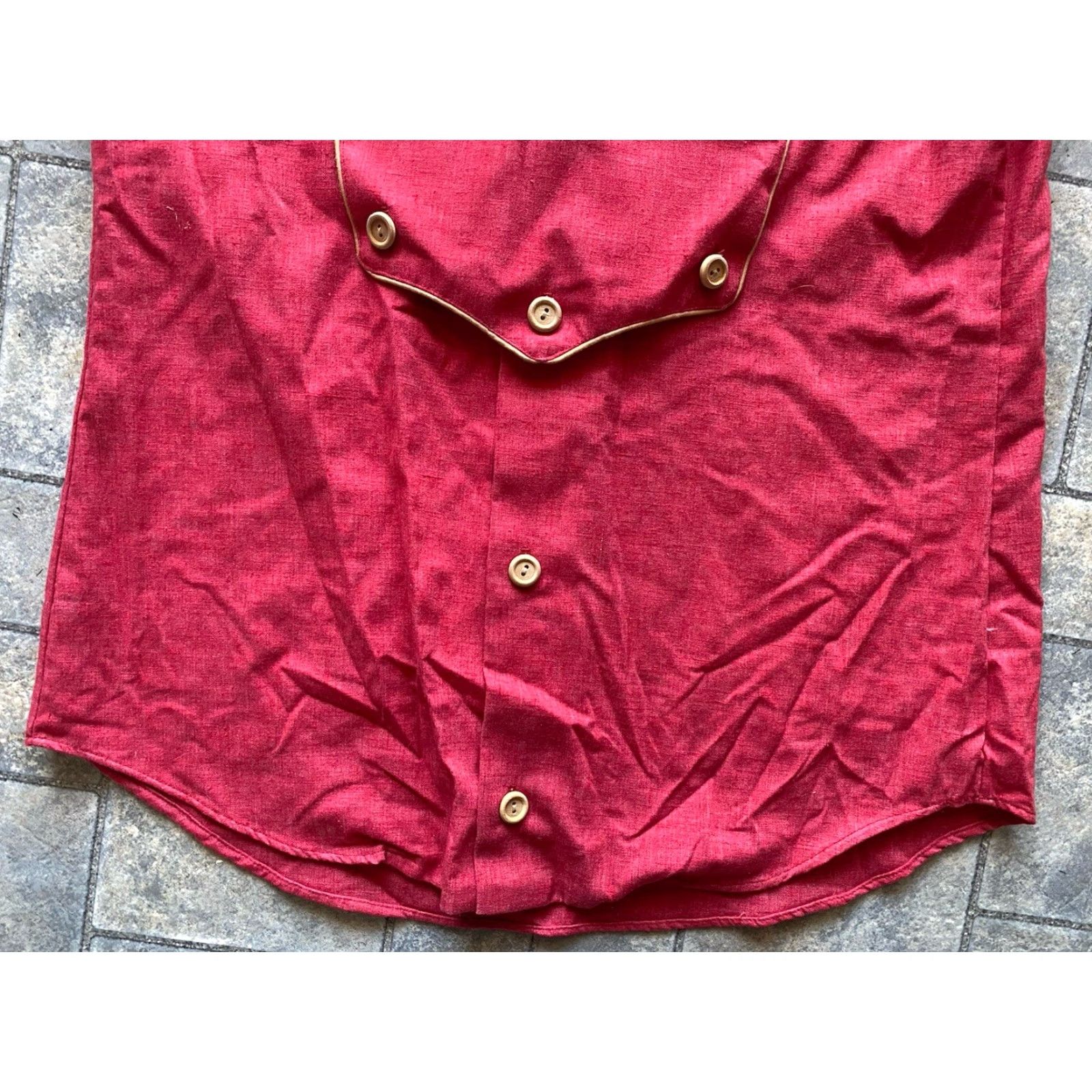 VINTAGE Montgomery Ward Dress Shirt Men 15-33 Red Wood Buttons USA Southwestern Western Mens 15-33 Red Wood Buttons Dress Shirt Made in USA