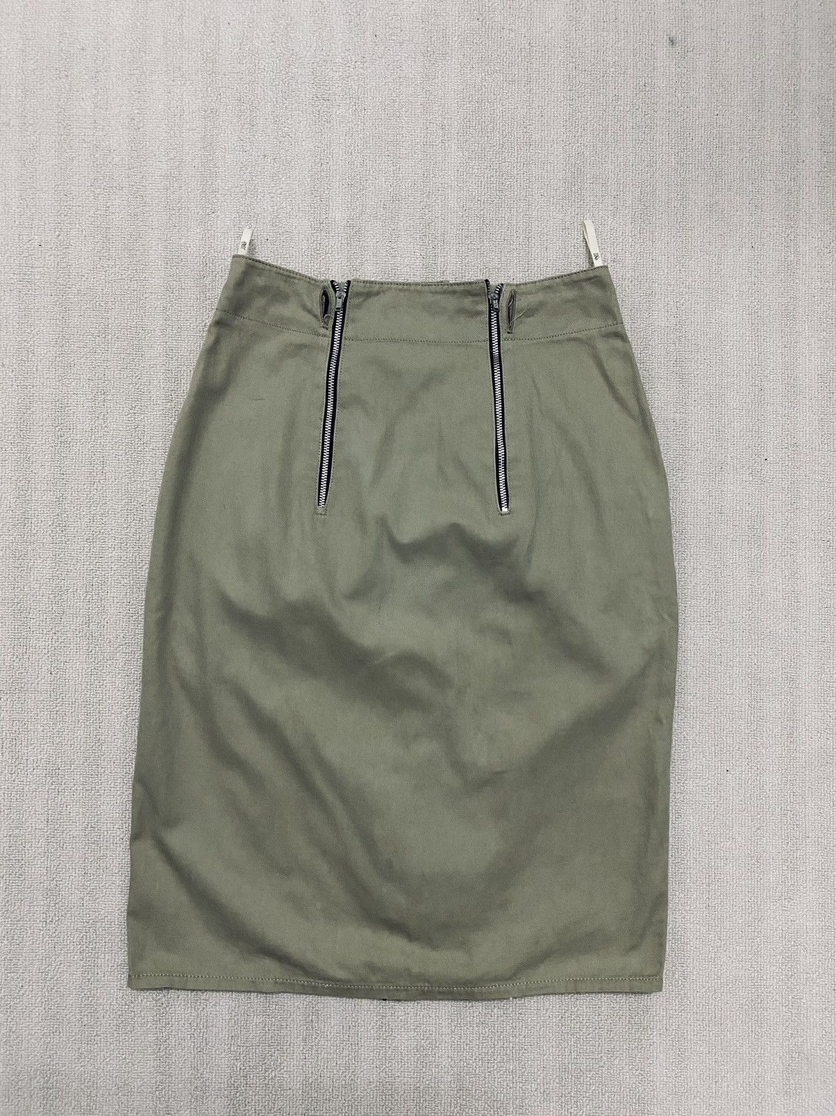 Jean Paul Gaultier JEAN PAUL GAULTIER dual zip circle stitch padded bum skirt Size 26" / US 2 / IT 38 - 2 Thumbnail