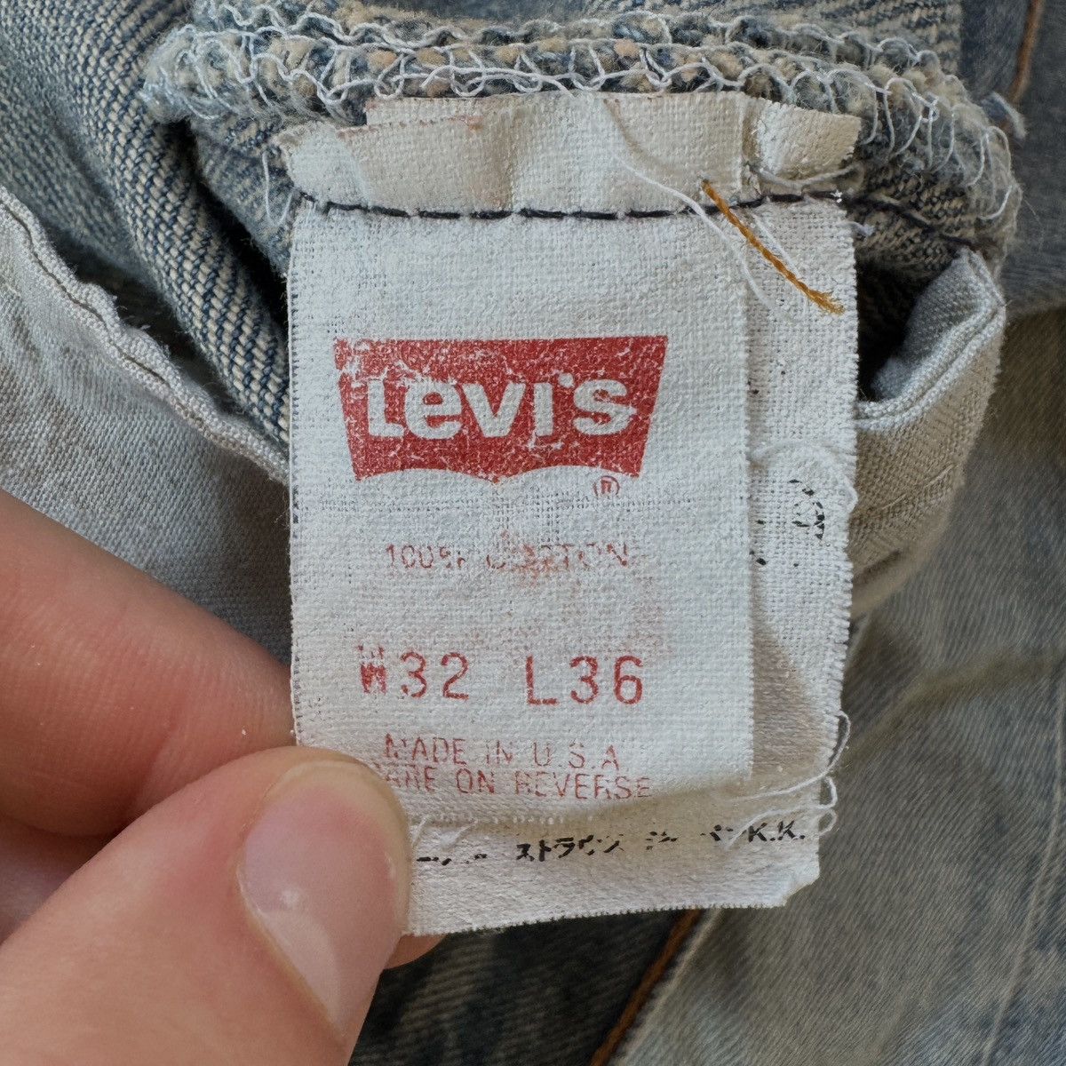 Levi's RARE 1980’s LEVIS 501 DISTRESSED Size US 31 - 7 Thumbnail