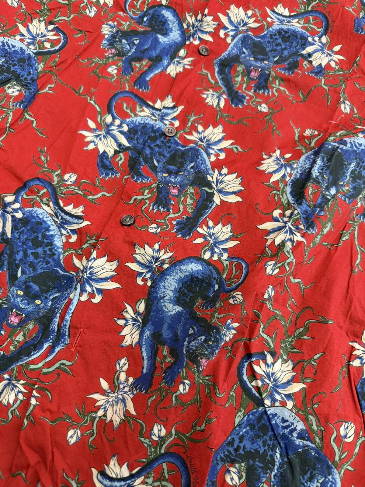 Louis Vuitton LOUIS VUITTON 2016 RED PANTHER SHRIT Size US XXL / EU 58 / 5 - 3 Thumbnail