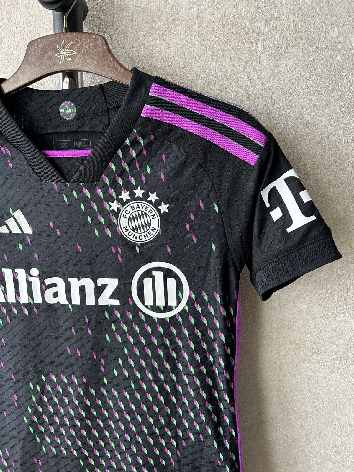 Adidas Authentic 2023 Adidas Bayern Munich Soccer Jersey Size XS / US 0-2 / IT 36-38 - 3 Thumbnail