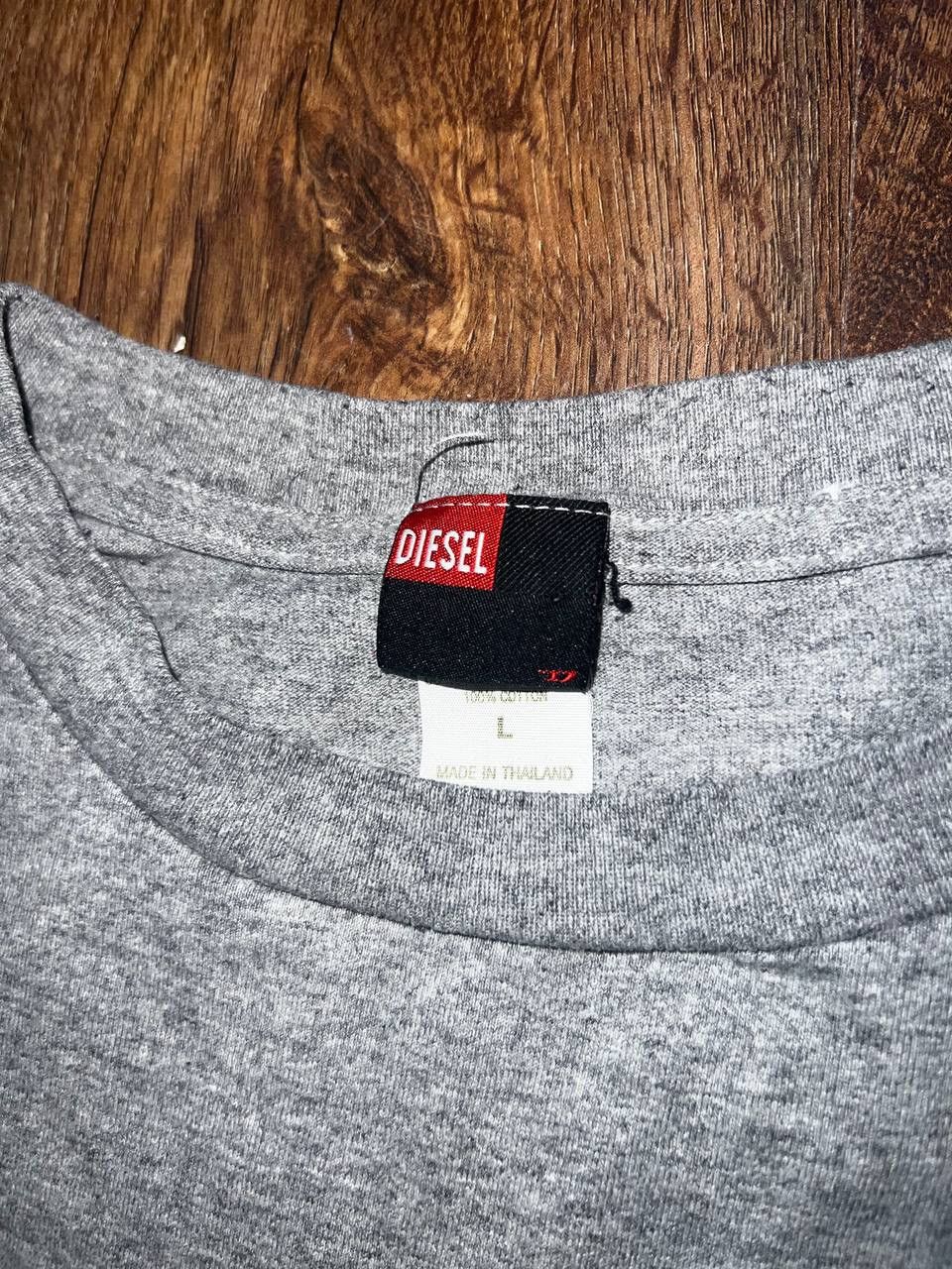 Diesel × Vintage Diesel printed logo 90s vintage black tshirt y2k streetwear Size US L / EU 52-54 / 3 - 9 Thumbnail