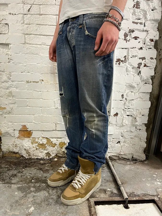 Dolce & Gabbana 2000s Dolce & Gabbana Distressed Blue Denim Jeans Size US 32 / EU 48 - 3 Thumbnail