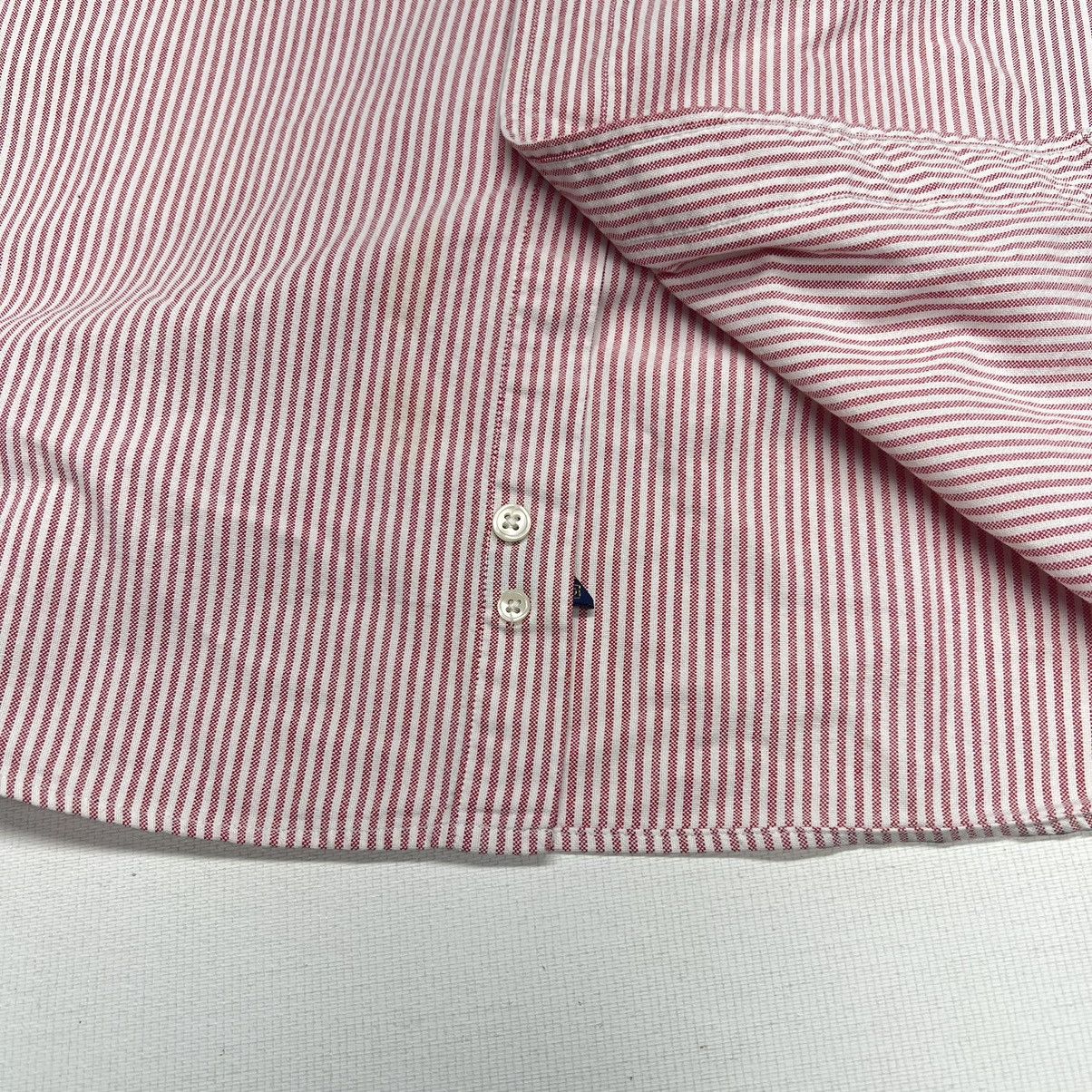 Tommy Hilfiger × Vintage VTG Tommy Hilfiger Button Down Shirt White Red Striped Size US L / EU 52-54 / 3 - 9 Thumbnail