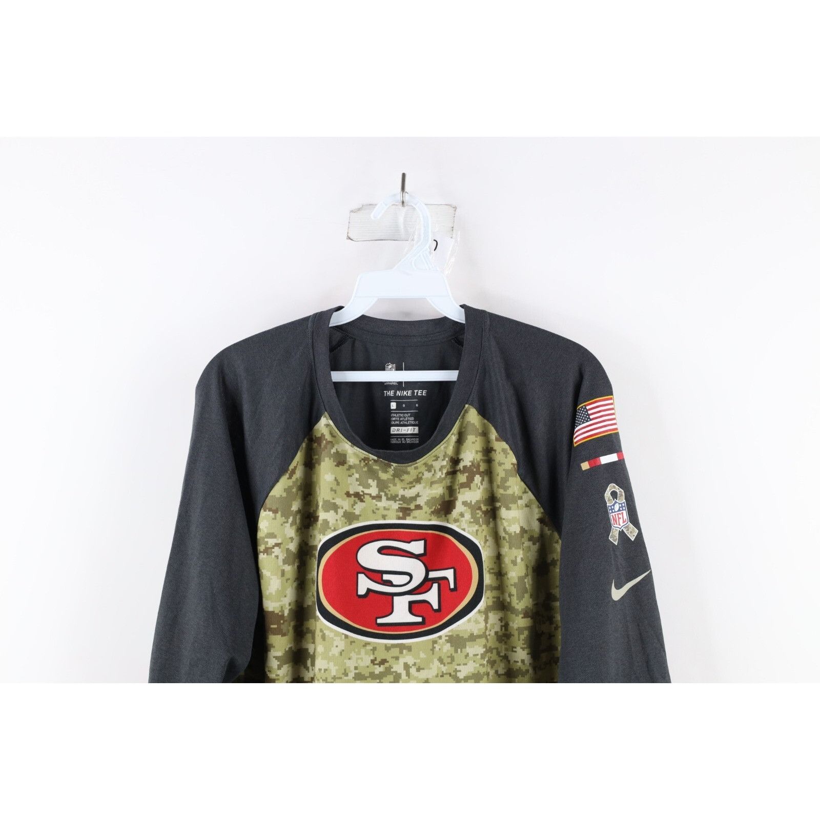 Nike Nike Salute To Service San Francisco 49ers Raglan T-Shirt Size US L / EU 52-54 / 3 - 2 Thumbnail