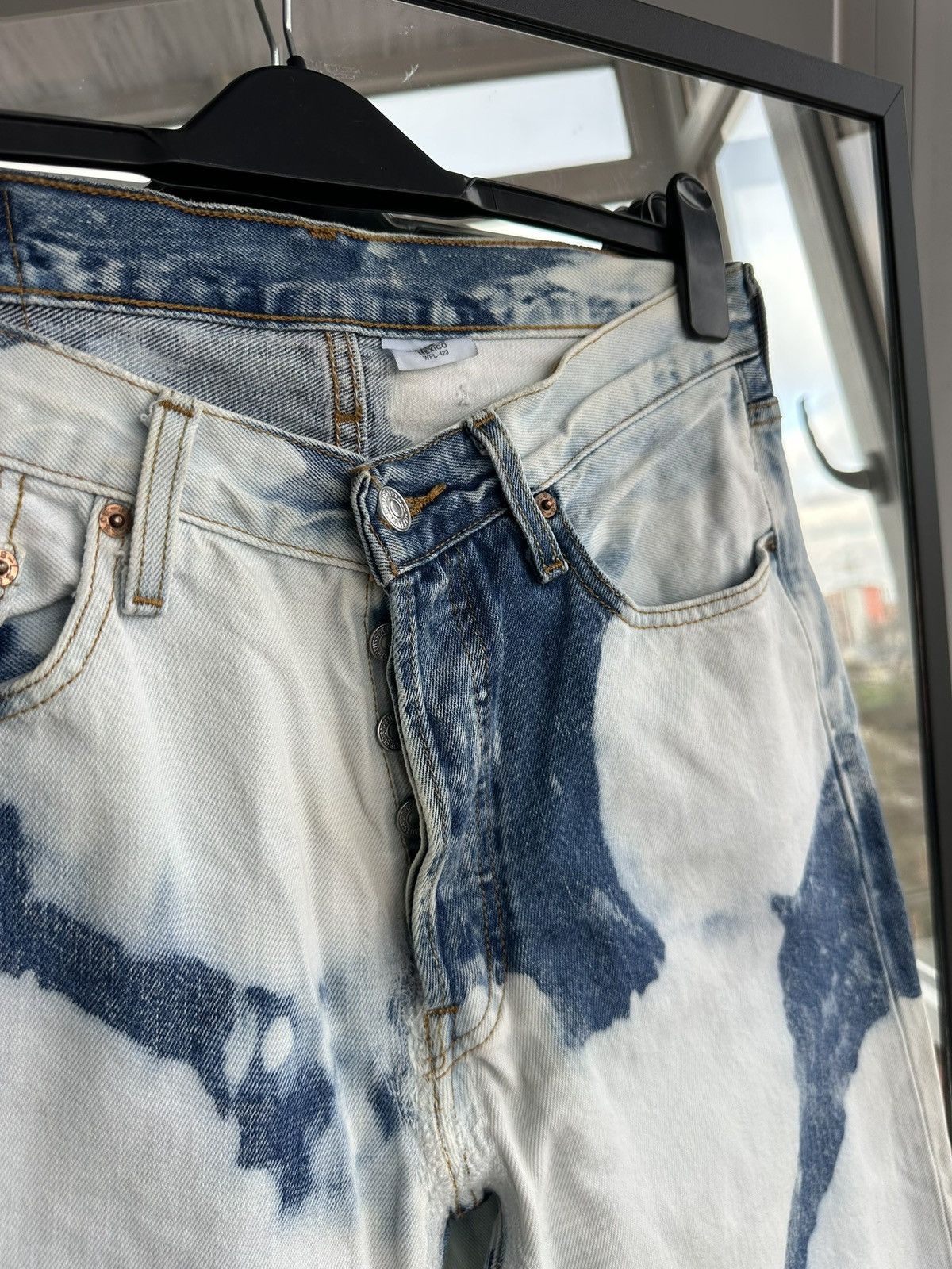 Levi's Vintage Levi’s 501 Tie-Die Bleached Custom Denim Mens Jeans Size US 32 / EU 48 - 7 Thumbnail