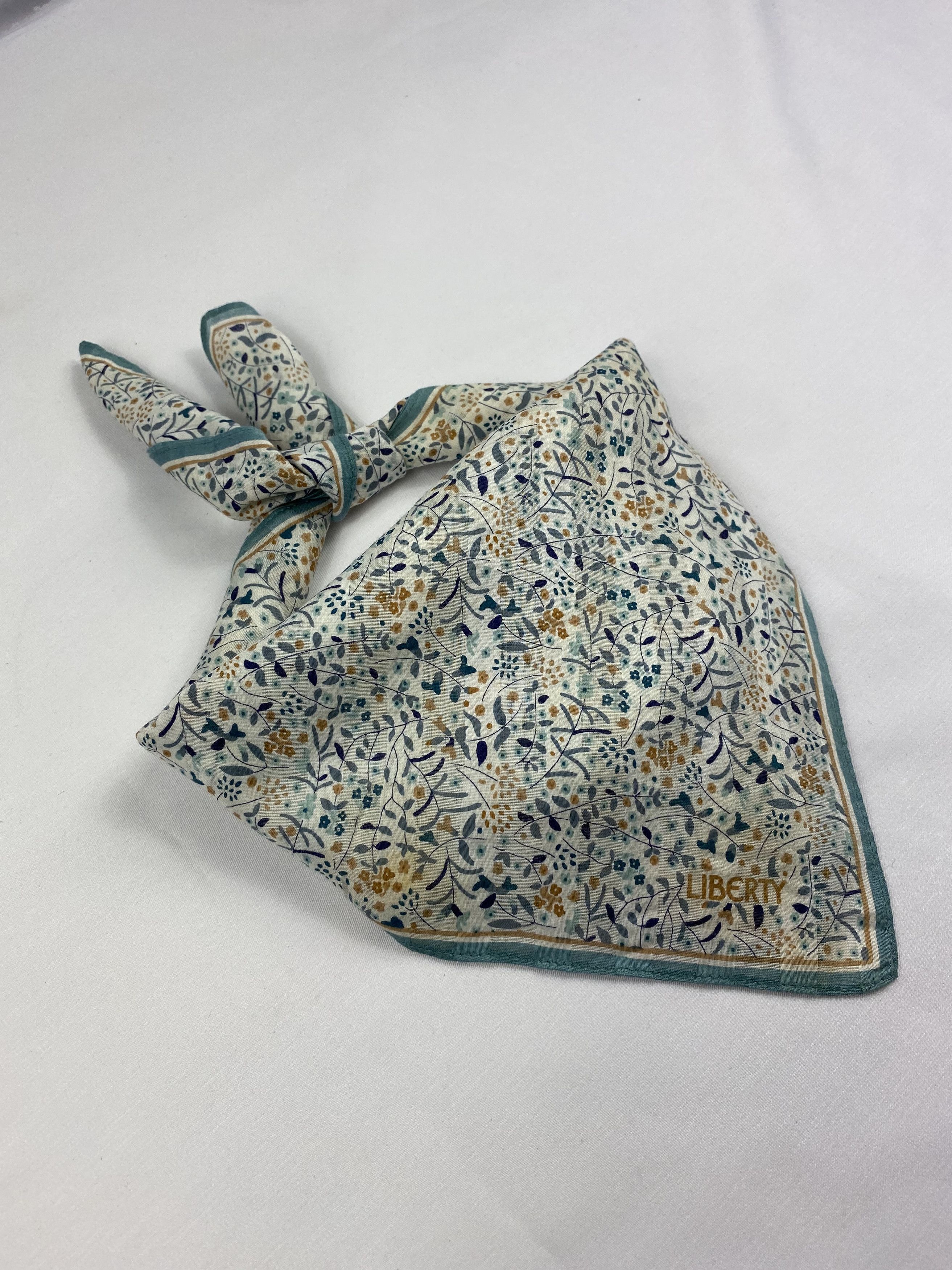 Liberty × Vintage Liberty Handkerchief / Bandana / Neckerchief Size ONE SIZE - 1 Thumbnail
