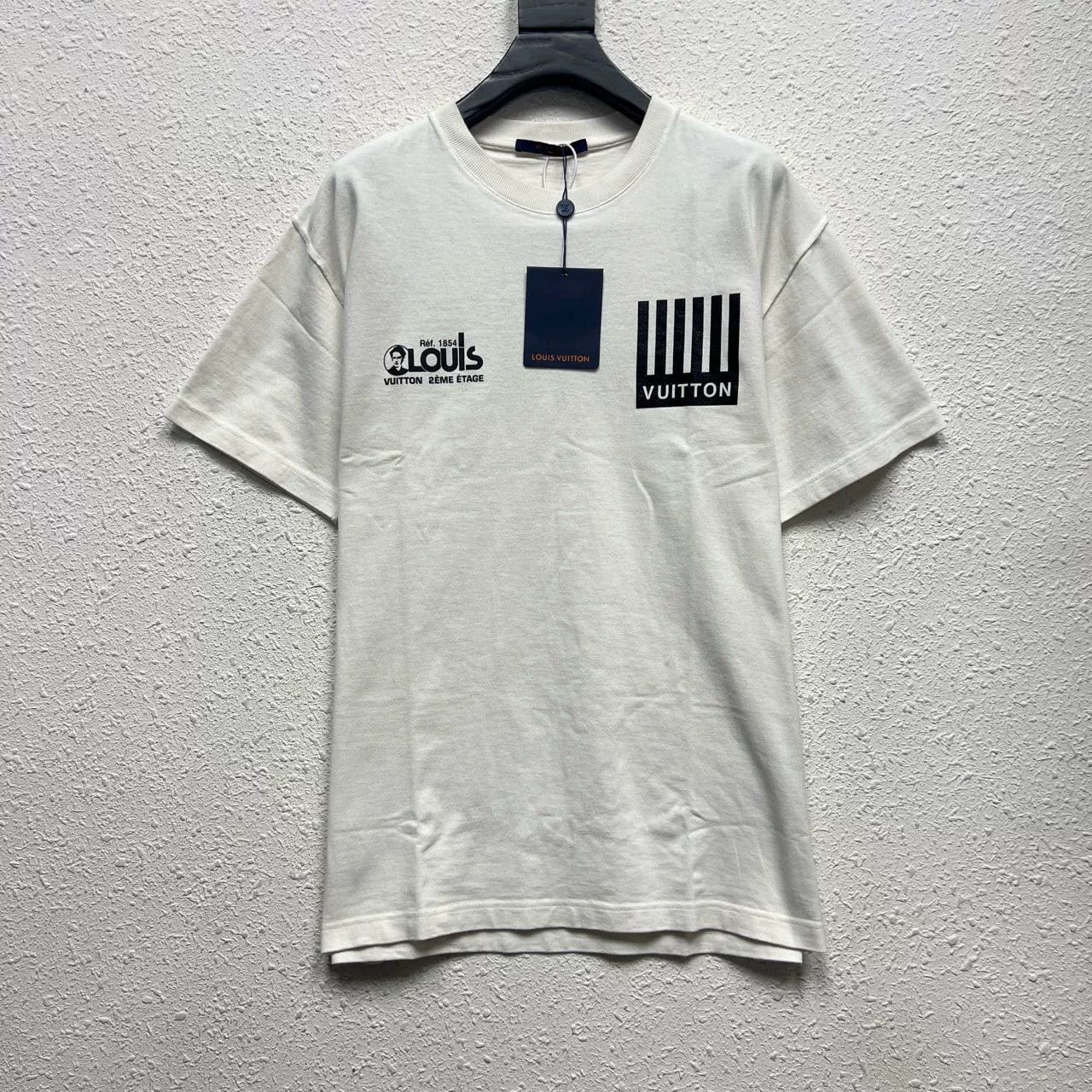 Louis Vuitton Louis Vuitton White Chest Piano Logo Tee Size US L / EU 52-54 / 3 - 1 Thumbnail