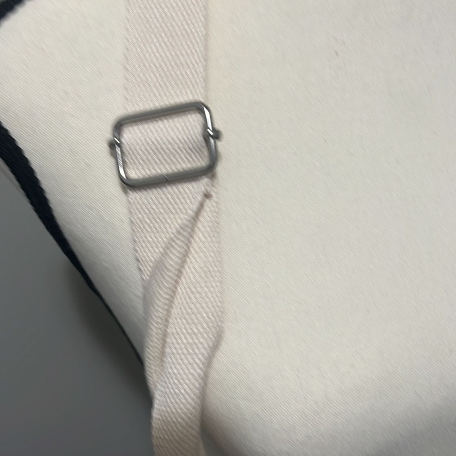 The Unbranded Brand Crossbody Adjustable Purse Size ONE SIZE - 3 Thumbnail